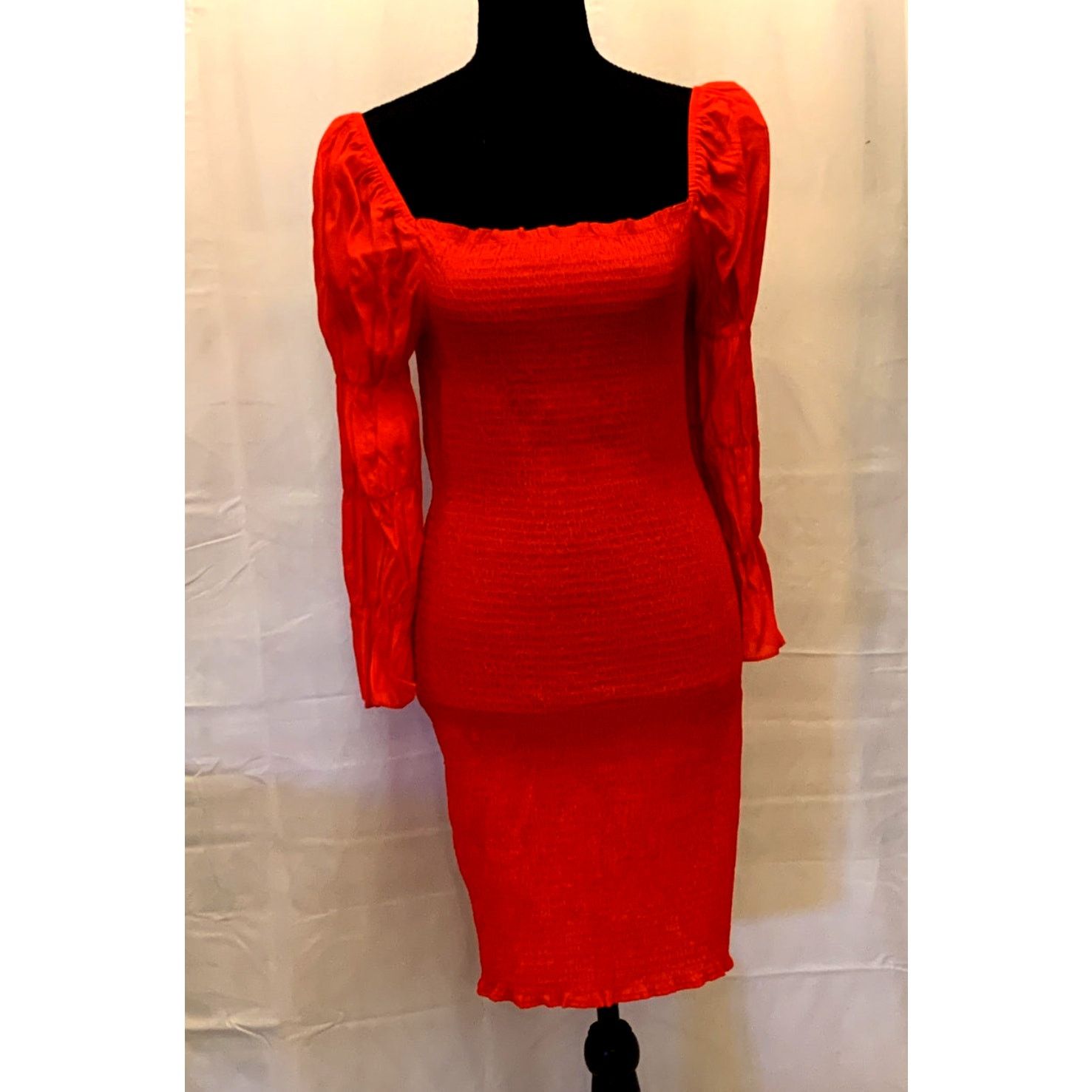 Other J.O.A. Women's Stretch Smocked Scarlet Red Dress| Size L NWT Size L / US 10 / IT 46 - 3 Thumbnail