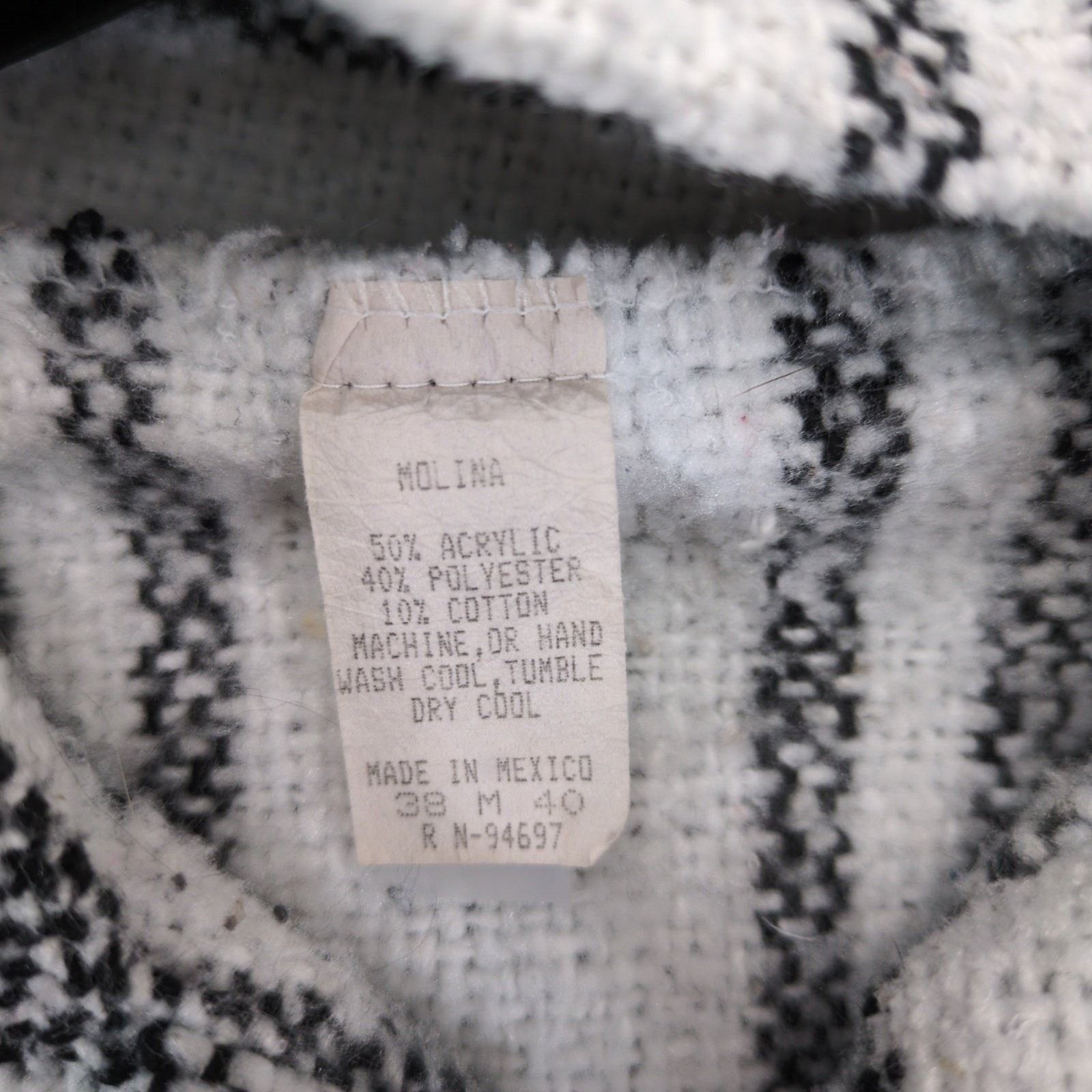 Vintage Vtg 90s Molina Men's M Black & White Mexican Baja Hoodie Size US M / EU 48-50 / 2 - 2 Thumbnail