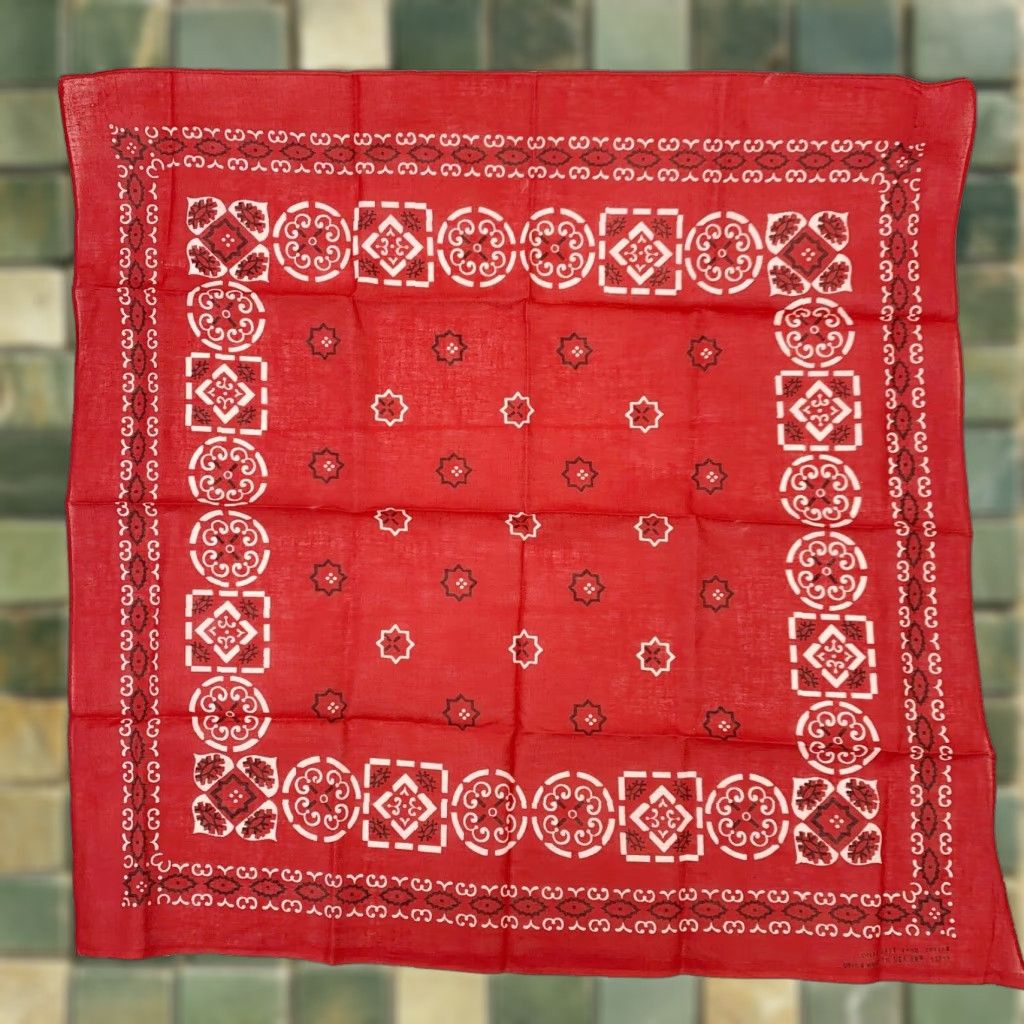 Vintage VINTAGE Bandana 21" x 21" Red Paisley Cotton Western Union Made Unbranded 15898 Size ONE SIZE - 1 Thumbnail