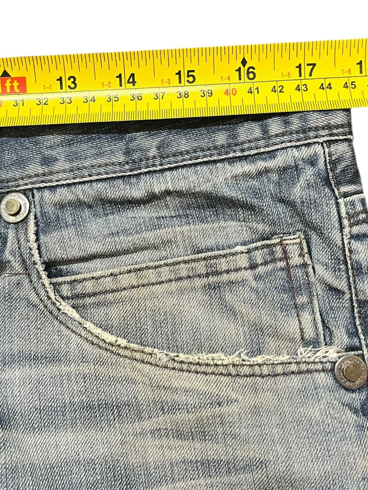 Japanese Brand Vintage Rattle Trap Faded Whiskers Distressed Denim Size US 34 / EU 50 - 7 Thumbnail