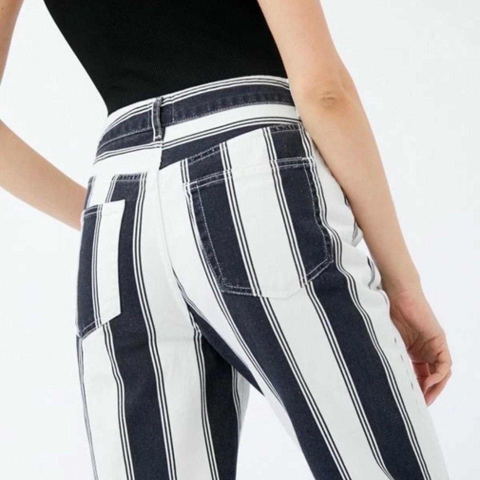 Bdg BDG Urban Outfitters NWT Striped Mom Denim Jeans Womens 26 Size 26" / US 2 / IT 38 - 2 Thumbnail
