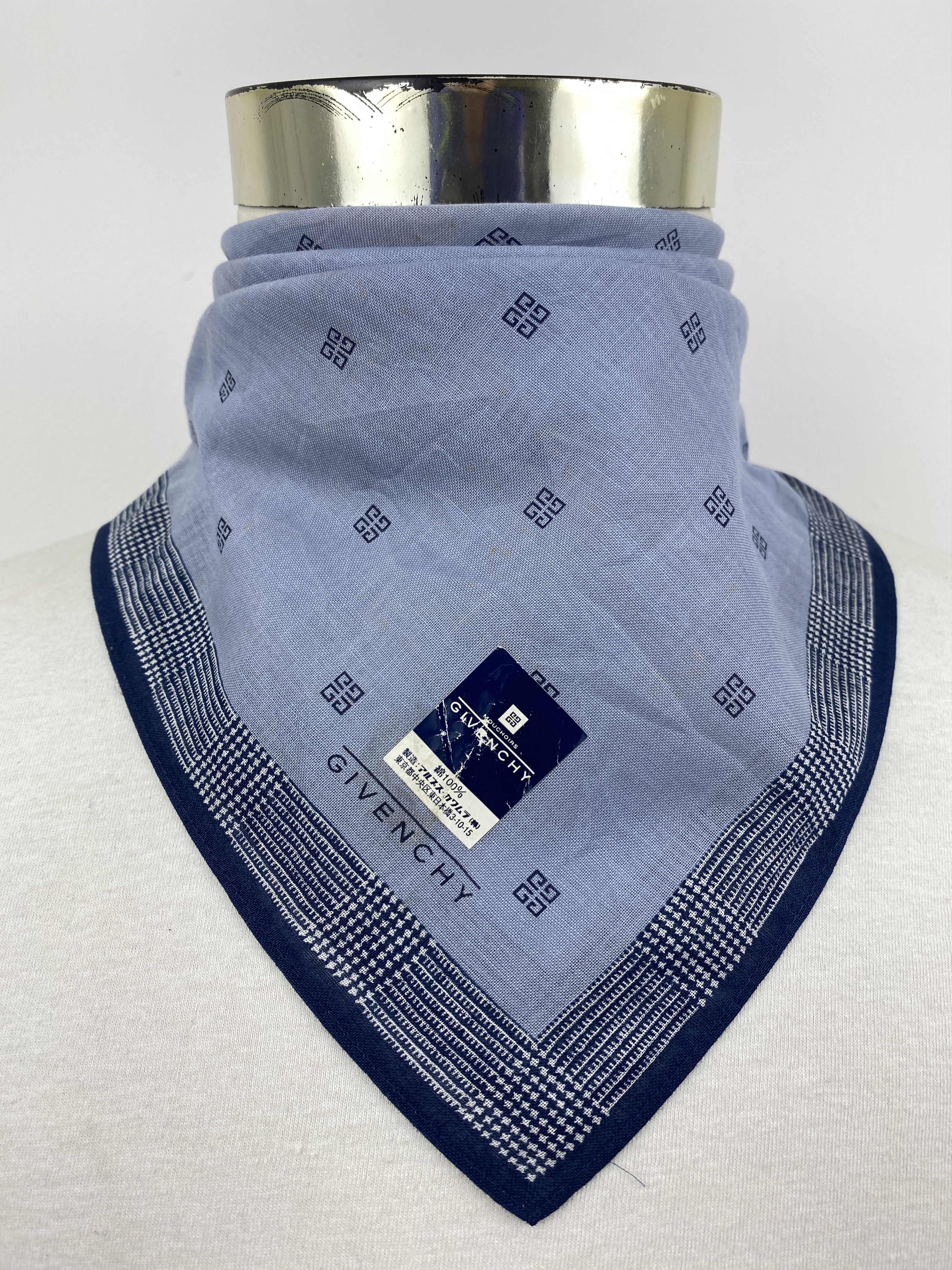 Vintage Givenchy Bandana / Handkerchief / Neckerchief HKC0660 Size ONE SIZE - 2 Thumbnail