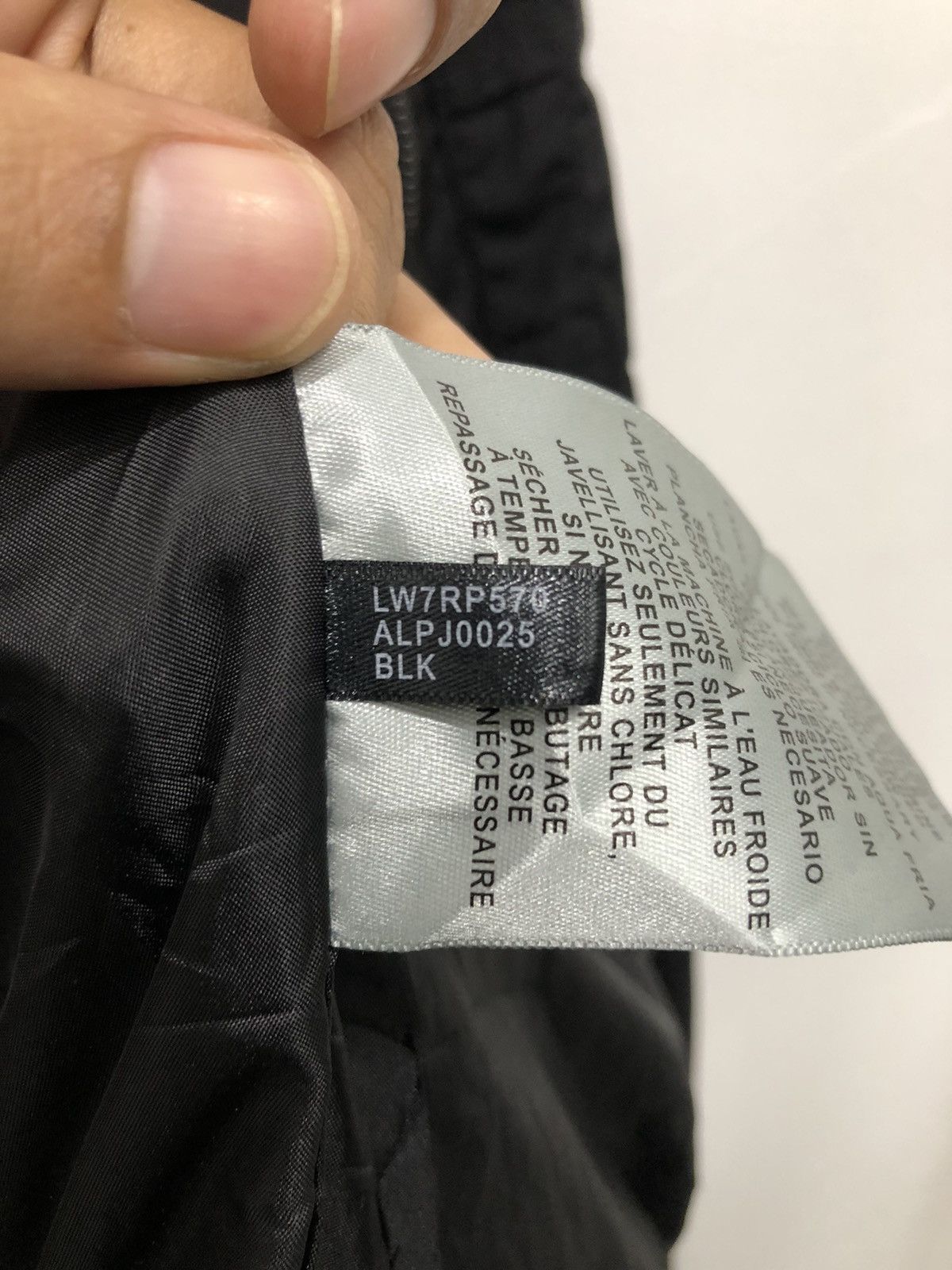 Levi's Levi’s Bomber Jacket Women Size S All Black Original Riveted Size S / US 4 / IT 40 - 17 Thumbnail