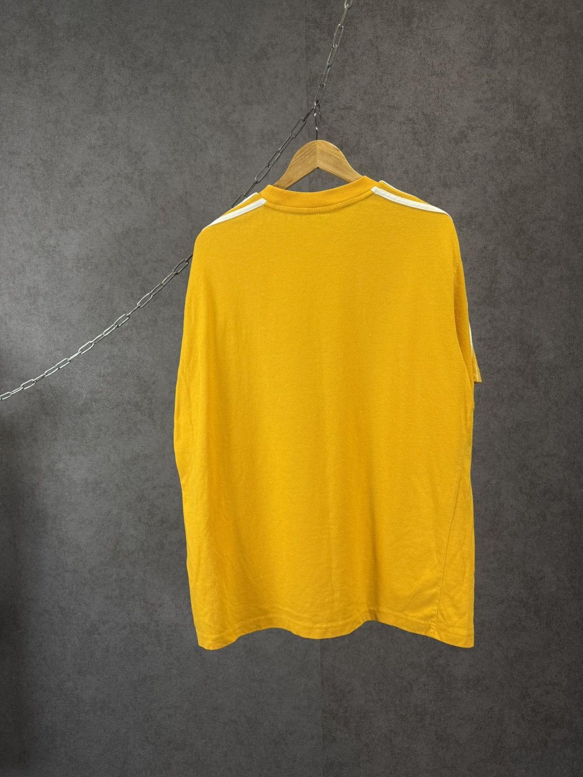 Adidas Adidas vintage tee Size US XL / EU 56 / 4 - 9 Thumbnail