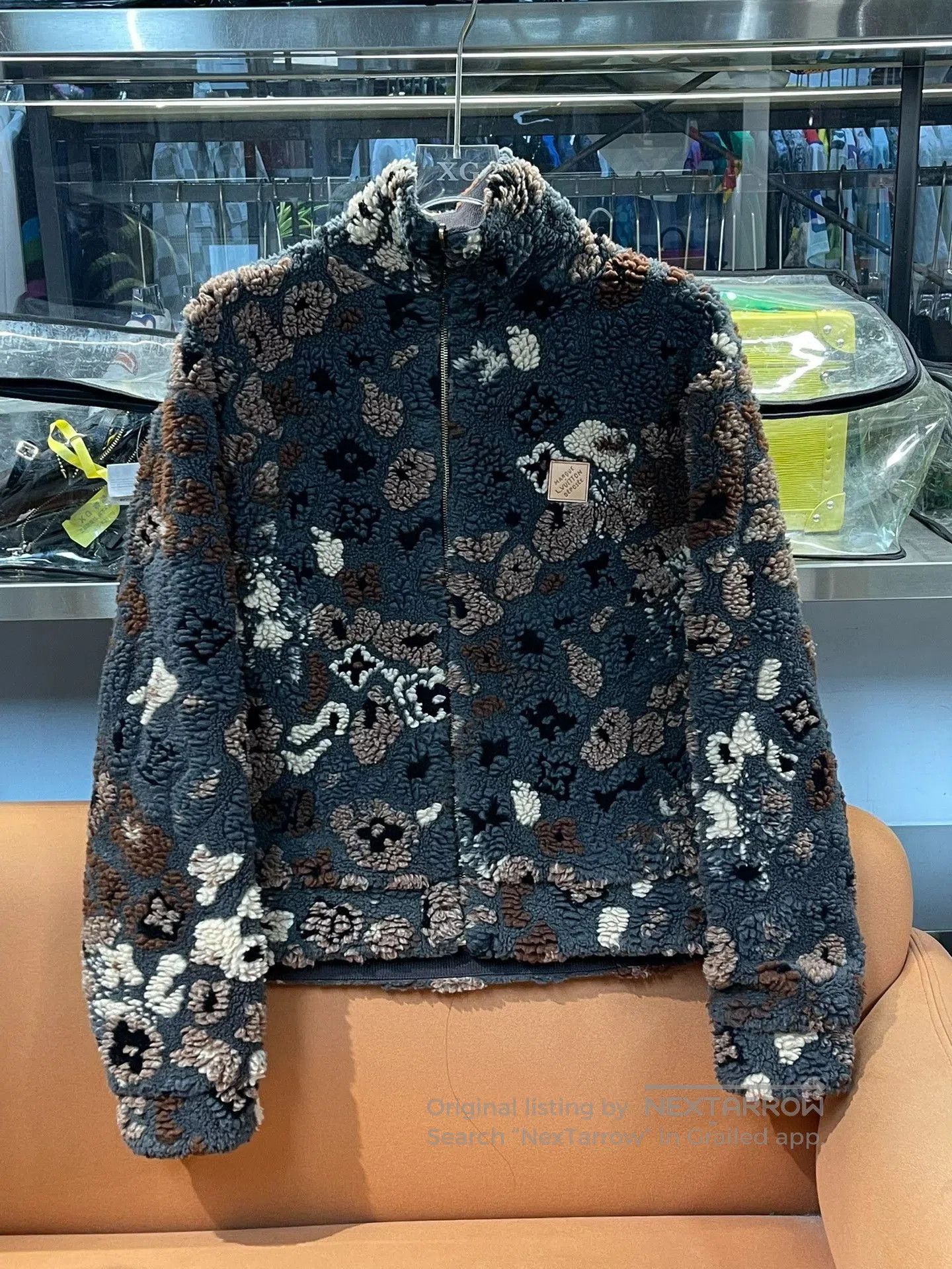 Louis Vuitton Louis Vuitton LV x Nigo Reversible Fleece Jacket. Size US M / EU 48-50 / 2 - 2 Thumbnail