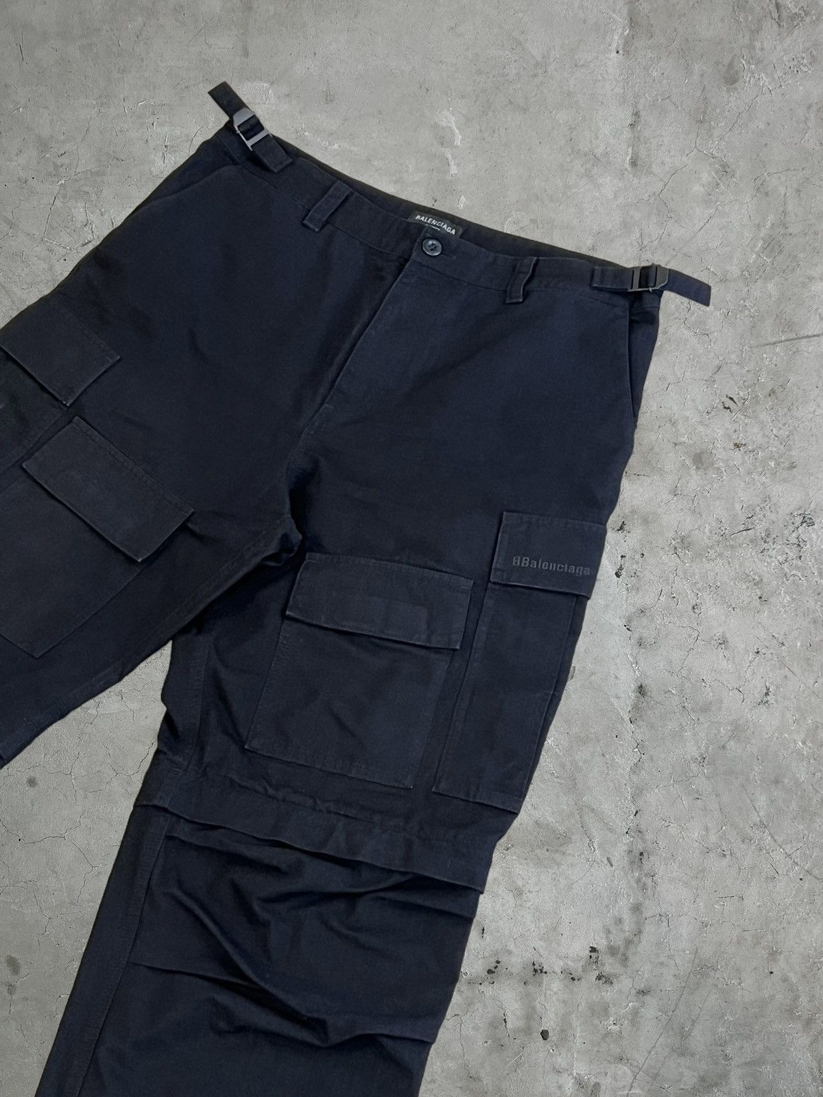 Balenciaga Balenciaga Multi-Pocket Cargo Pants Size US 34 / EU 50 - 3 Thumbnail