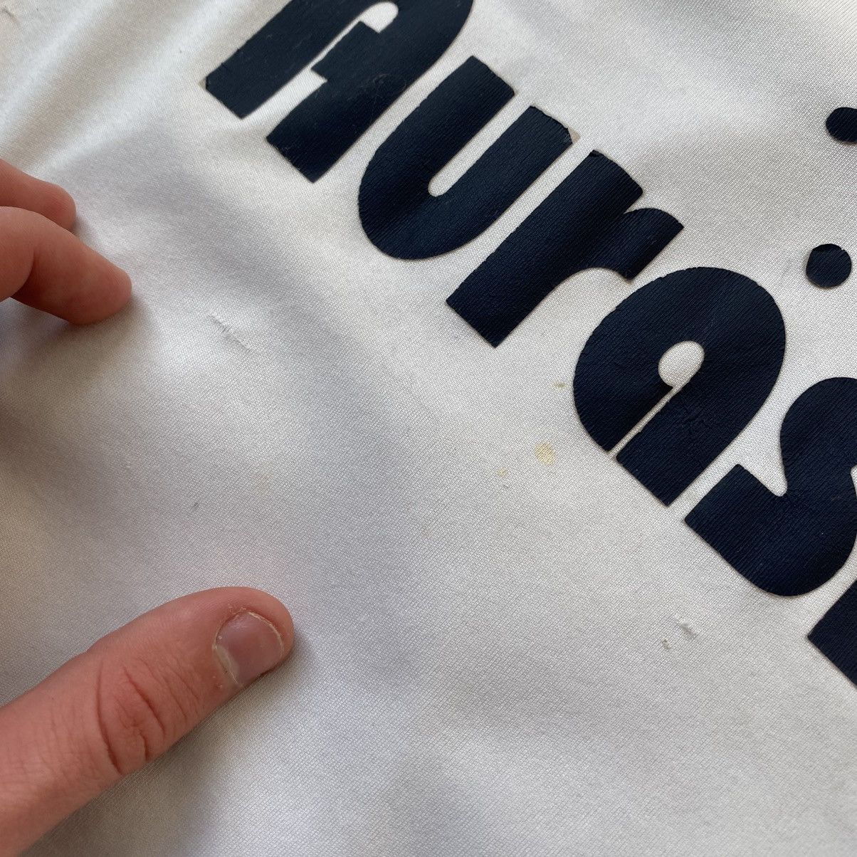 Puma Vintage Puma Totenham The Chief Home 00’s soccer jersey Size US M / EU 48-50 / 2 - 8 Thumbnail
