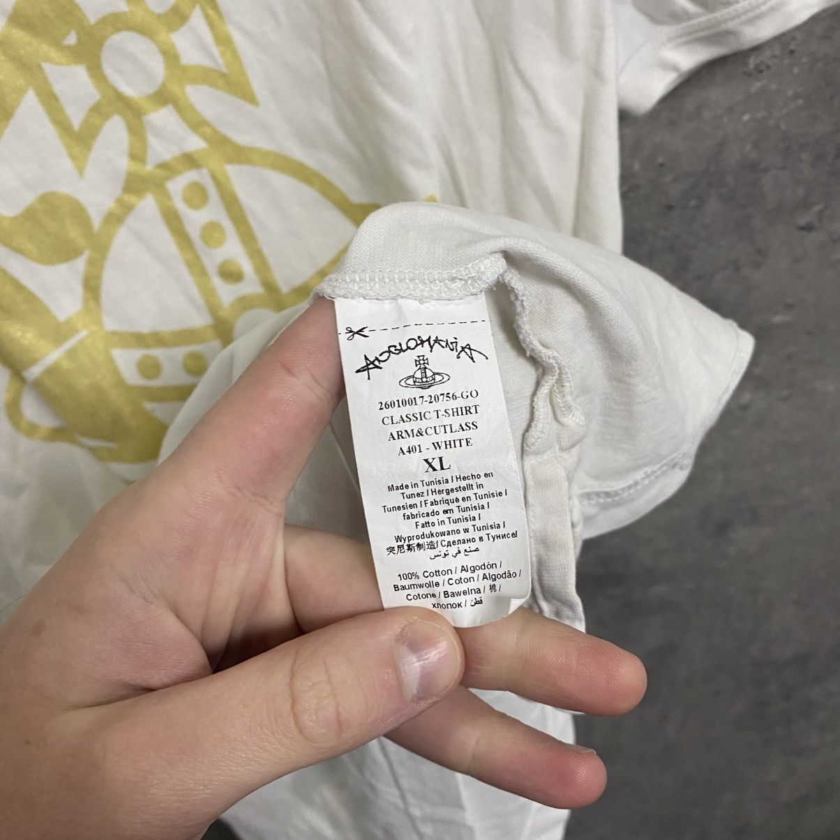 Vivienne Westwood Vivienne Westwood T-Shirt Big Logo Y2K Size US XL / EU 56 / 4 - 9 Thumbnail