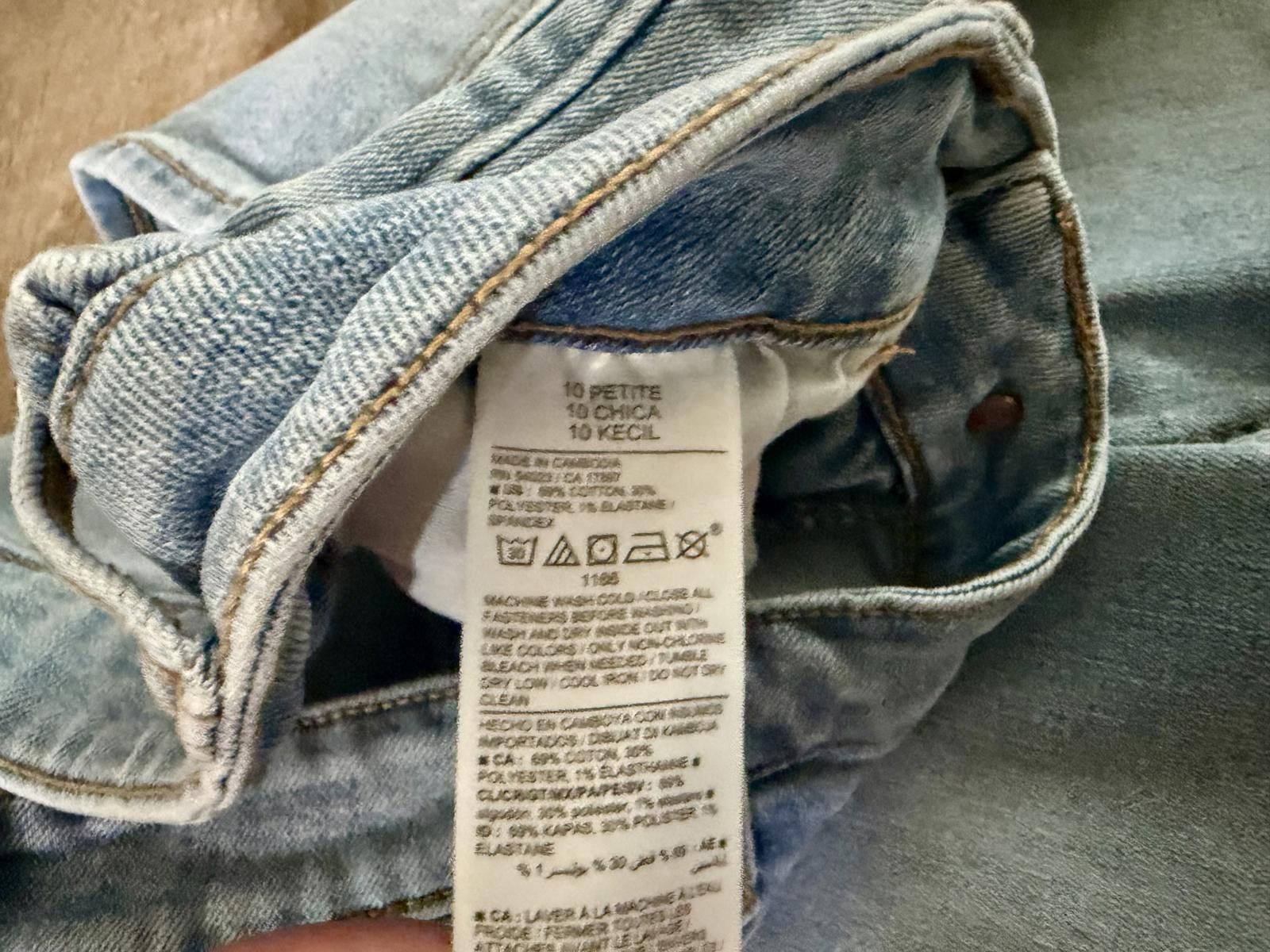 Old Navy Old Navy High-Waisted Wow Super-Skinny Jeans Size 32" / US 10 / IT 46 - 4 Thumbnail