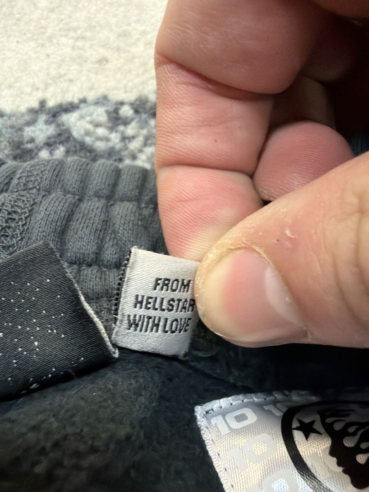 HELLSTAR Hellstar no guts no glory black yellow flare Size US 36 / EU 52 - 3 Thumbnail