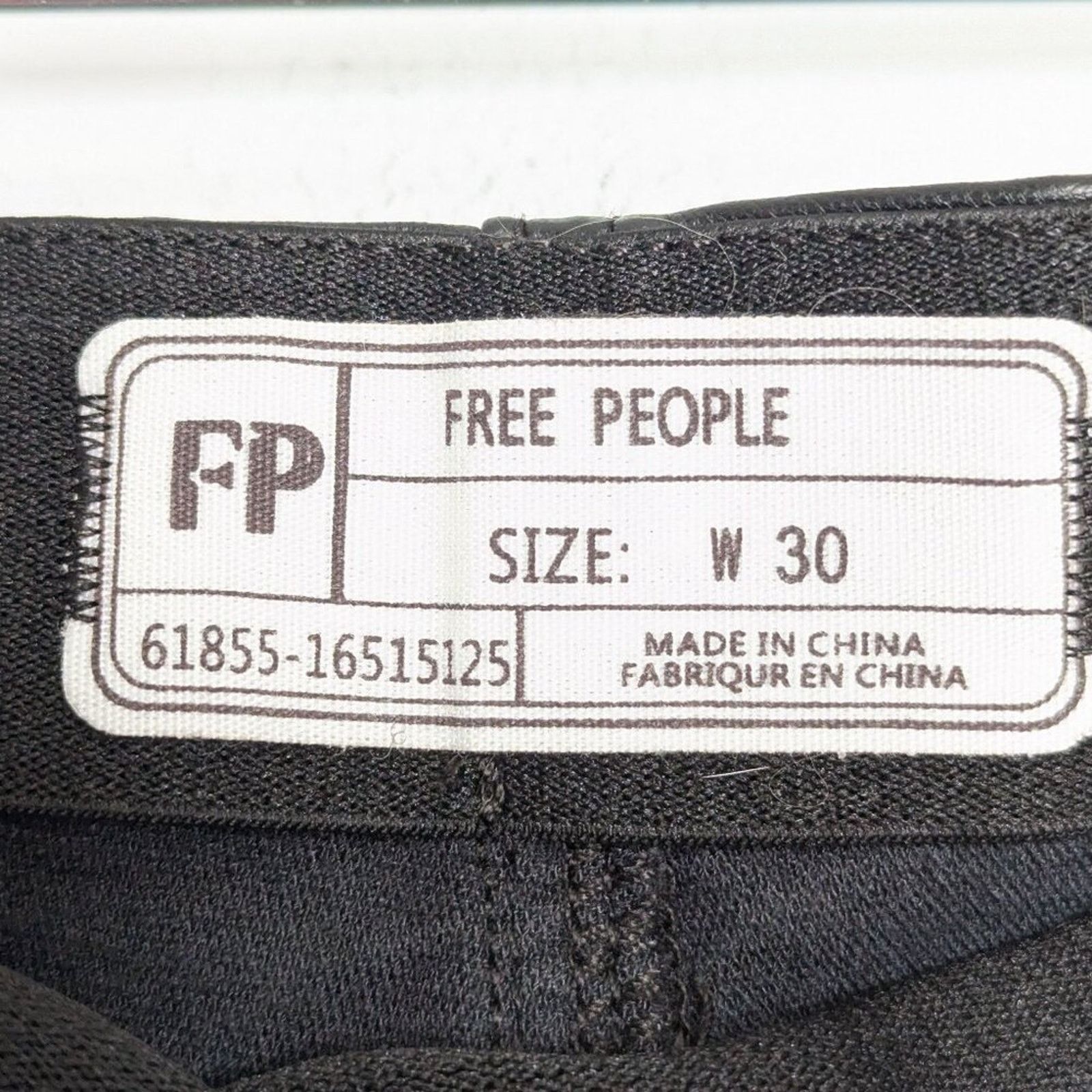 Free People Free People Black Faux Leather Penny Pull On Flare Pants Size 30" / US 8 / IT 44 - 3 Thumbnail