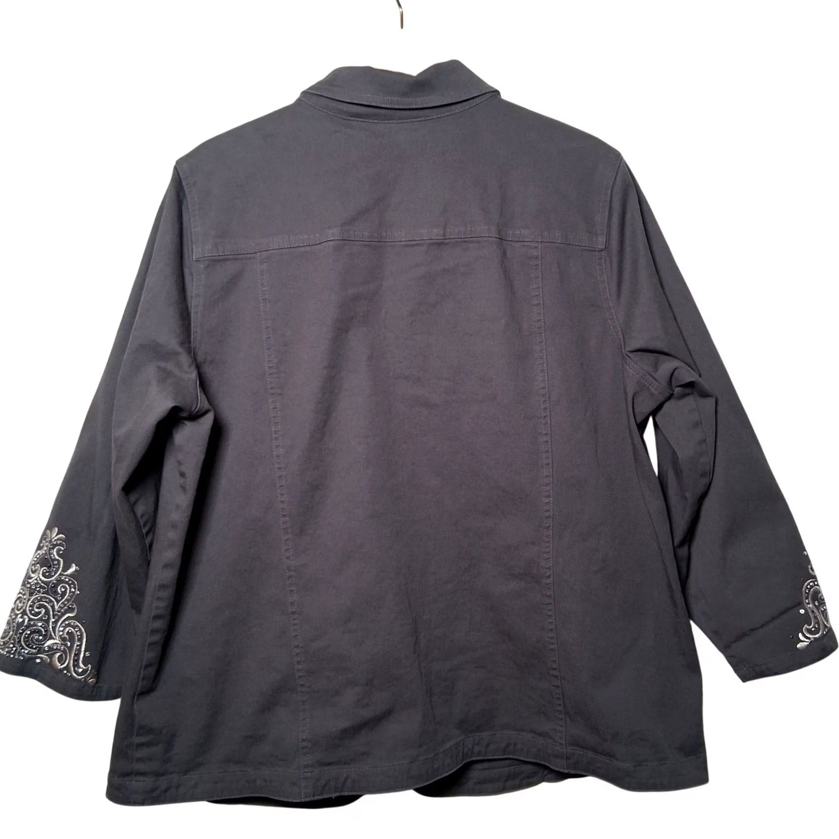 Quacker Factory VINTAGE? The Quacker Factory Jacket Plus Size 1X Embroidered Studded Rhinestone Gray Size XL / US 12-14 / IT 48-50 - 3 Thumbnail