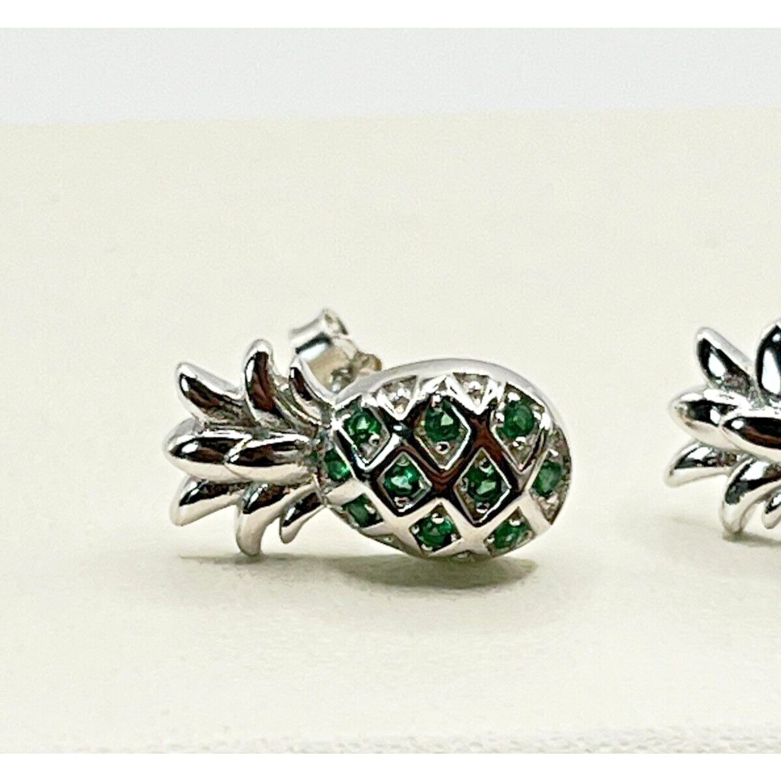 & Other Stories 925 Sterling Silver Hawaiian Pineapple Green Synthetic Opal Size ONE SIZE - 2 Thumbnail