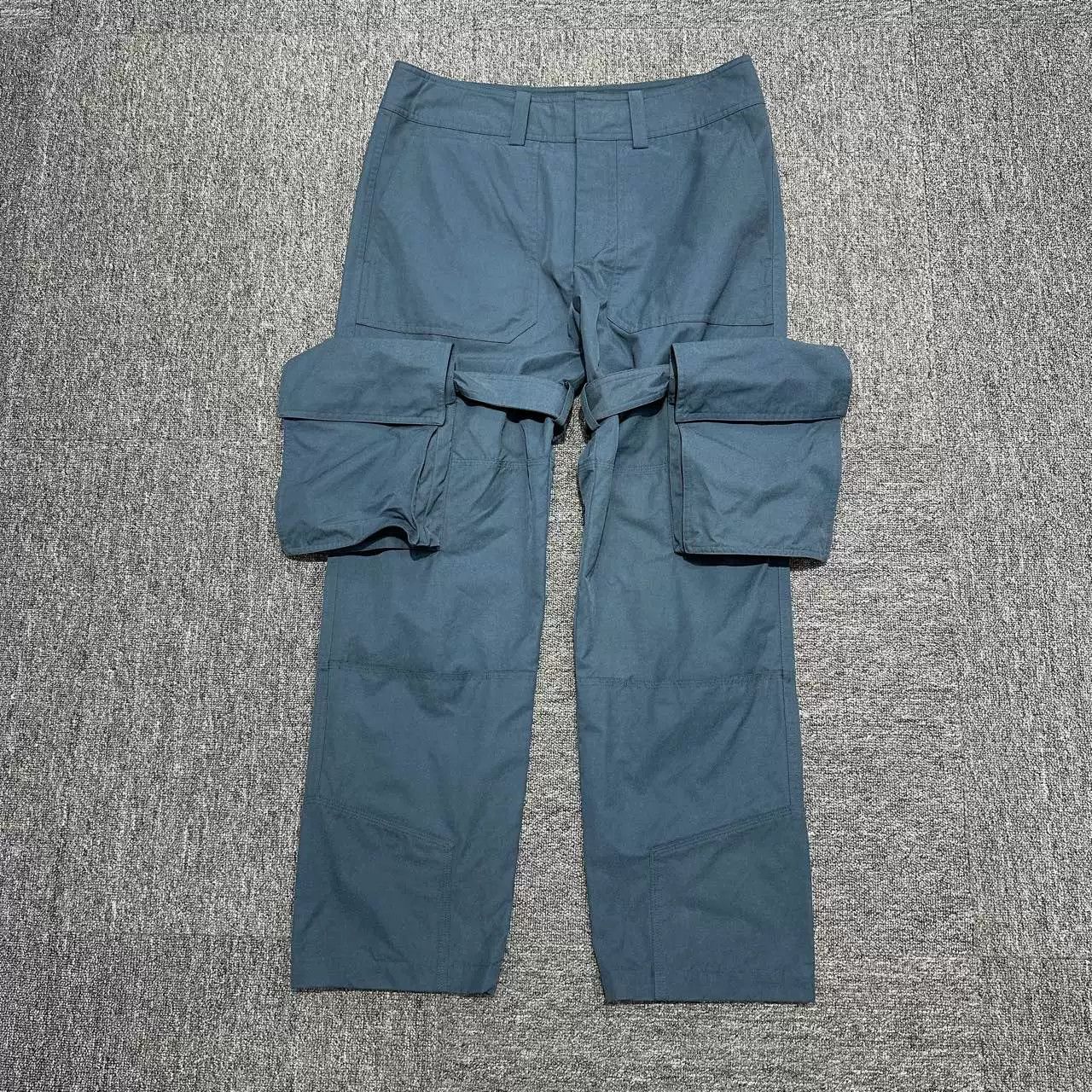 Louis Vuitton Louis Vuitton Cargo Pants with Pockets Size US 28 / EU 44 - 1 Thumbnail