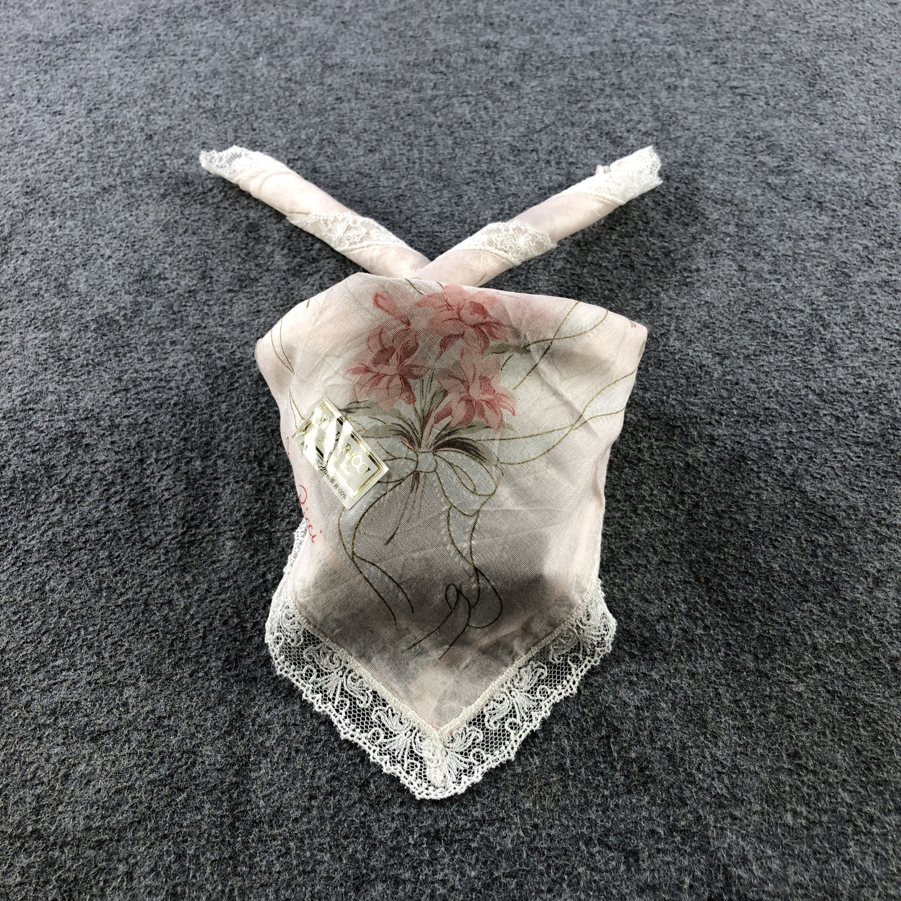 Nina Ricci Nina Ricci Handkerchief Neckerchief Bandana H2363 Size ONE SIZE - 1 Thumbnail