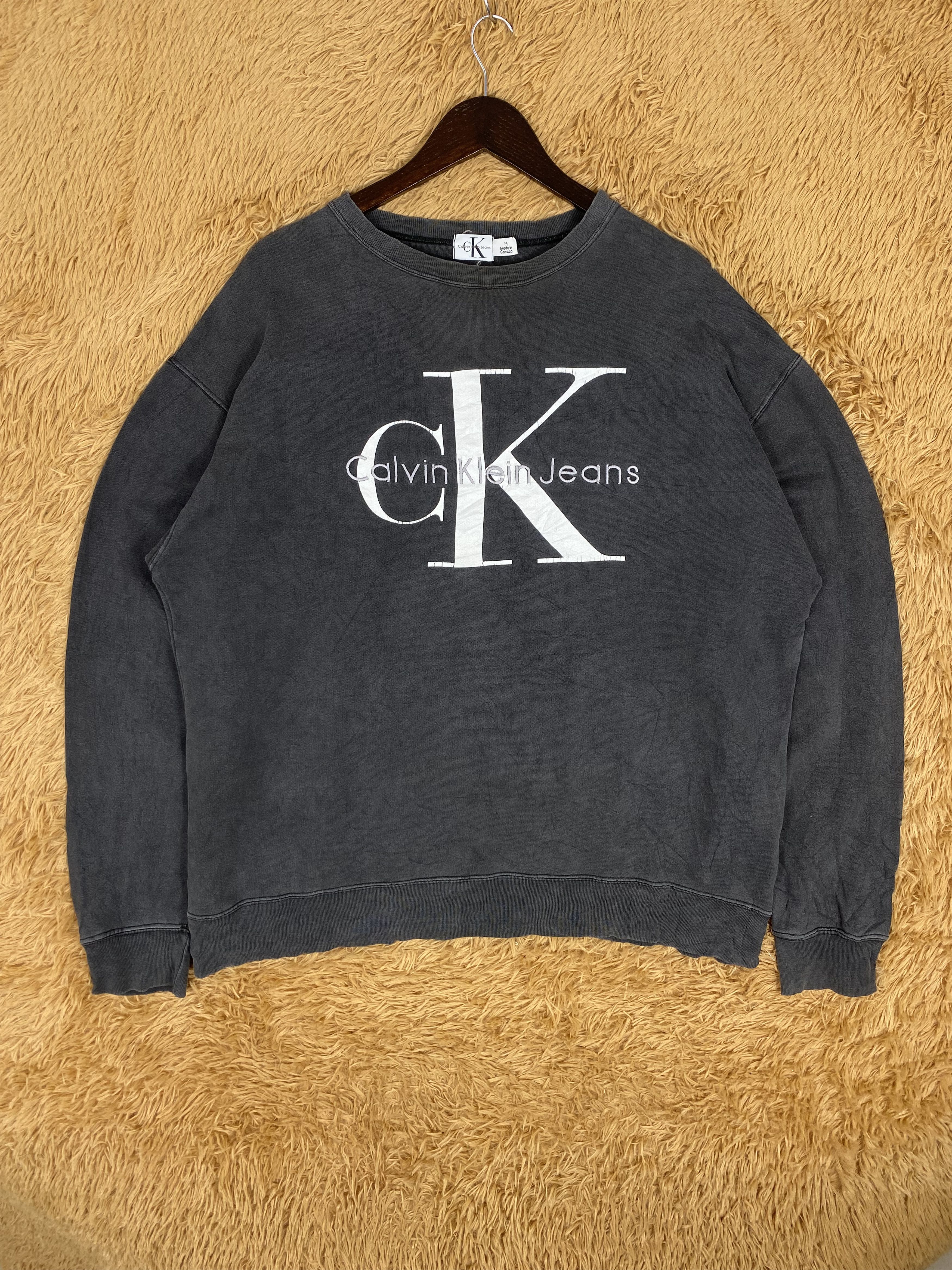 Calvin Klein Vintage Calvin Klein Big Logo Sweatshirts PS0112 Size US M / EU 48-50 / 2 - 1 Thumbnail