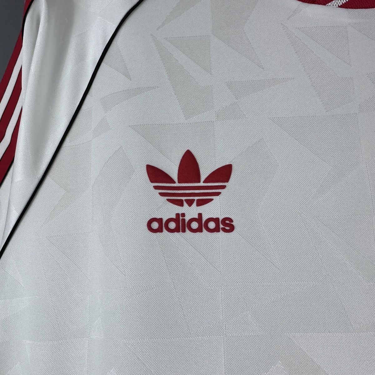 Adidas Adidas x Manchester United European Cup Winners 1991 Jersey Size US L / EU 52-54 / 3 - 4 Thumbnail