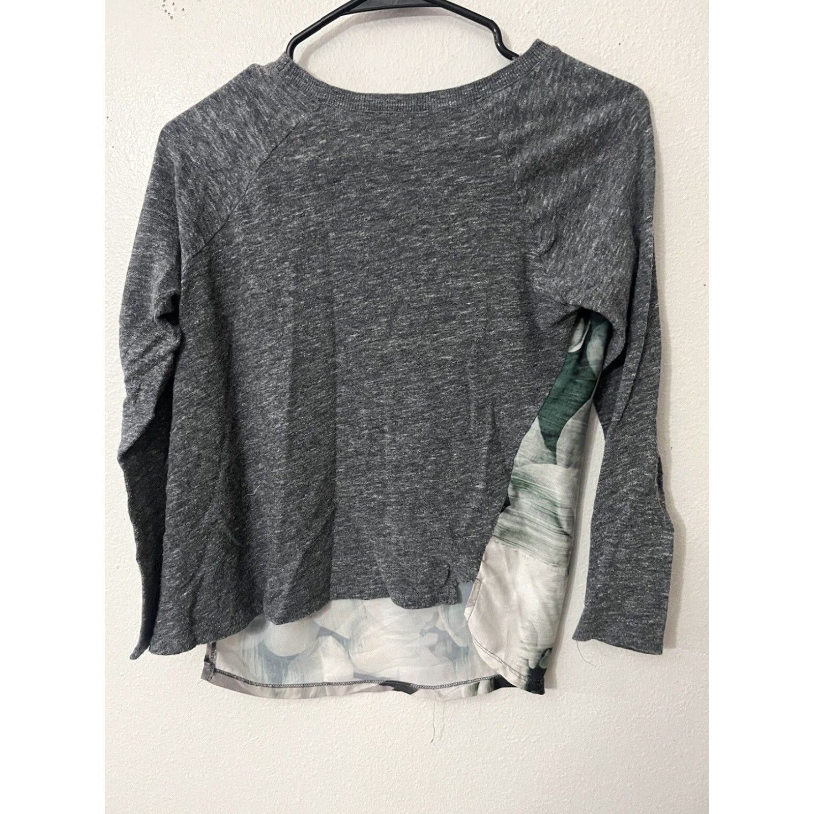 Zara VINTAGE Zara Women’s Blouse Shirt Casual Long Sleeve Floral Round Neck Small Gray Bohemian 2020s Size S / US 4 / IT 40 - 2 Thumbnail