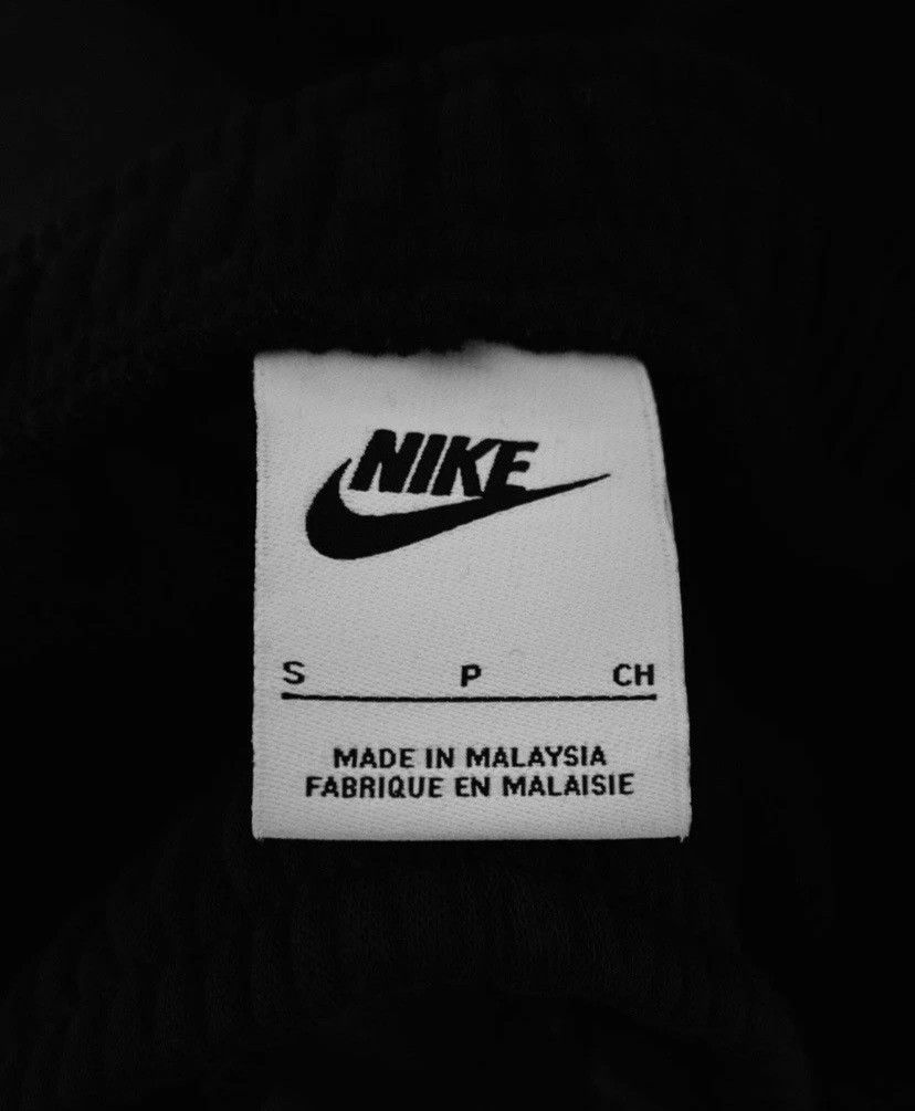 Nike Nike Club Fleece Cargo Joggers in Black Updated Version Size US 30 / EU 46 - 5 Thumbnail