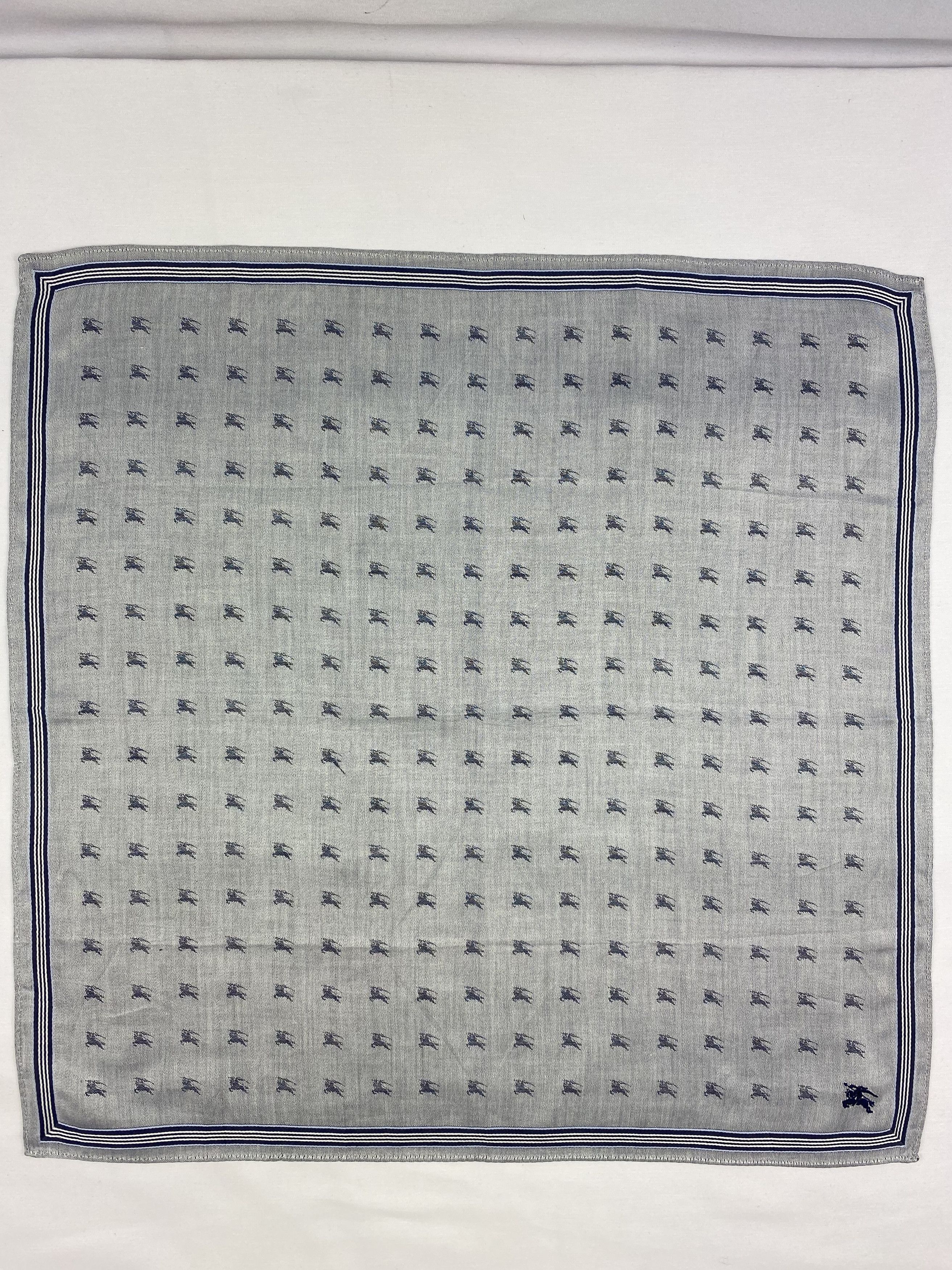 Burberry Burberry Monogram Handkerchief / Bandana / Neckerchief Size ONE SIZE - 3 Thumbnail