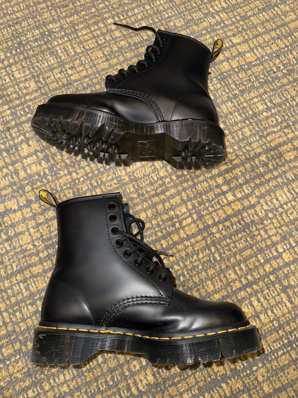 Dr. Martens Dr. Martens 1460 Smooth Leather Platform Boot Size US 5 / IT 35 - 1 Thumbnail