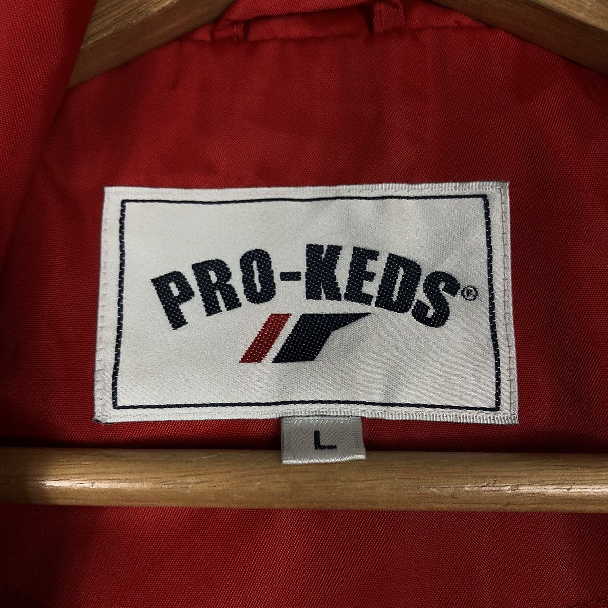 Japanese Brand 🔥Vintage Coach Jacket Training Pro-Keds Big Logo Spell Out Size US L / EU 52-54 / 3 - 19 Thumbnail