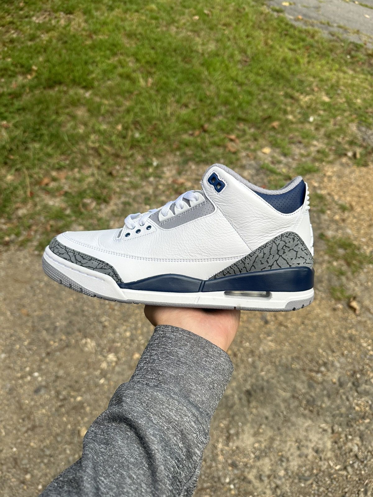 Jordan Brand × Nike Jordan 3 worn 1x Size US 9 / EU 42 - 4 Thumbnail
