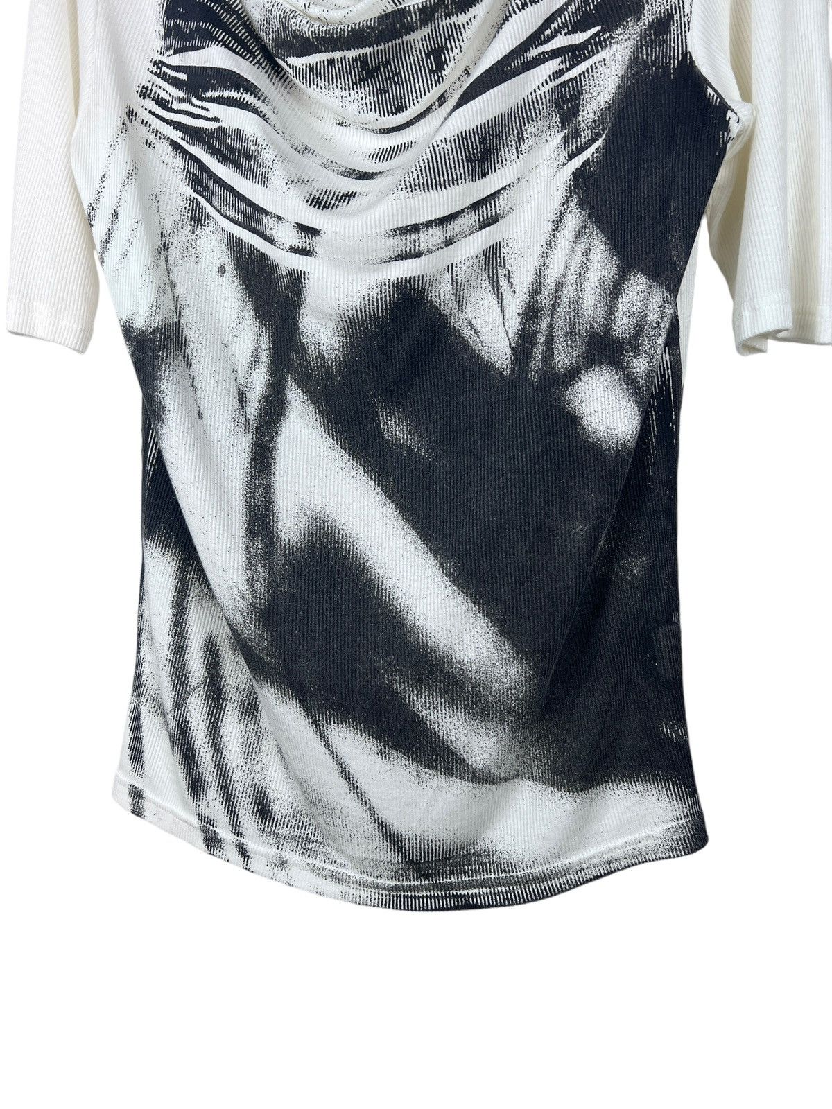 Tornado Mart Tornado Mart Trompe L’œil Printed Goth Tshirt Size US M / EU 48-50 / 2 - 3 Thumbnail