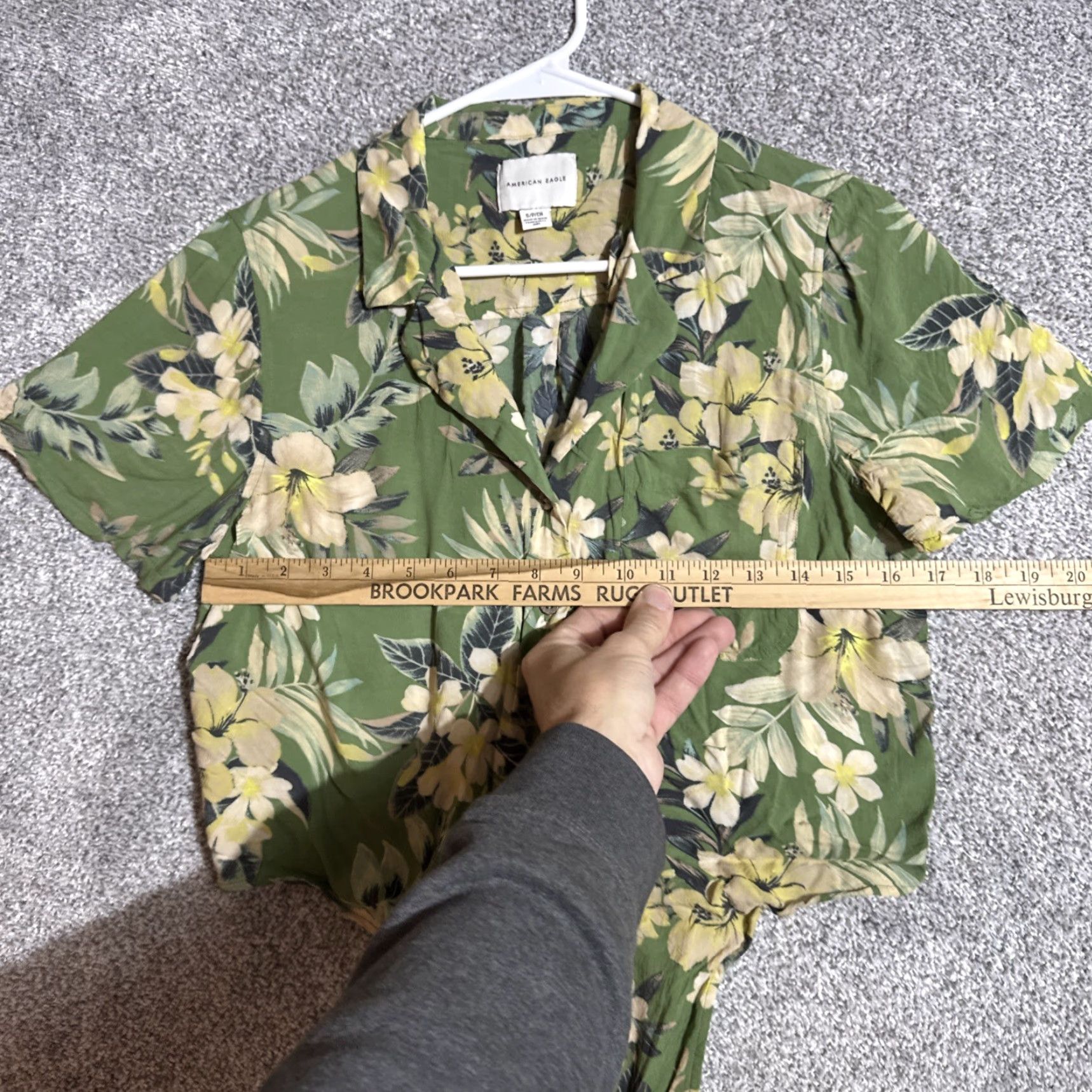 American Eagle Outfitters American Eagle Outfitters Bodysuit Women Small Button-Up Floral Tropical Beach City Colorful Festival Chic Short Sleeve Green Viscose Regular Size S Size S / US 4 / IT 40 - 3 Thumbnail