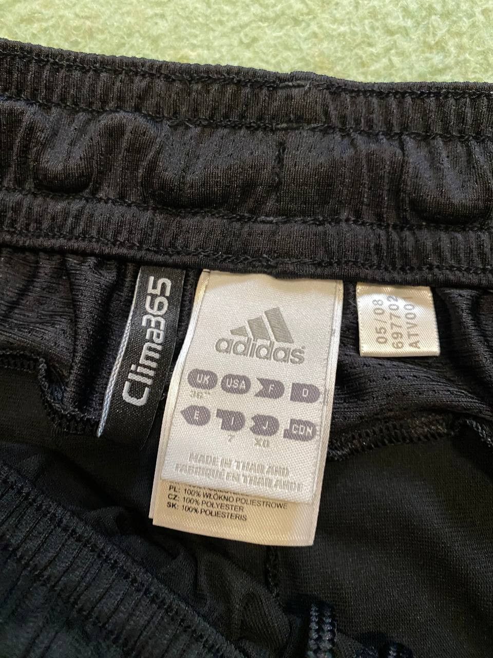 Adidas Vintage Adidas shorts streetwear y2k Size US 36 / EU 52 - 3 Thumbnail