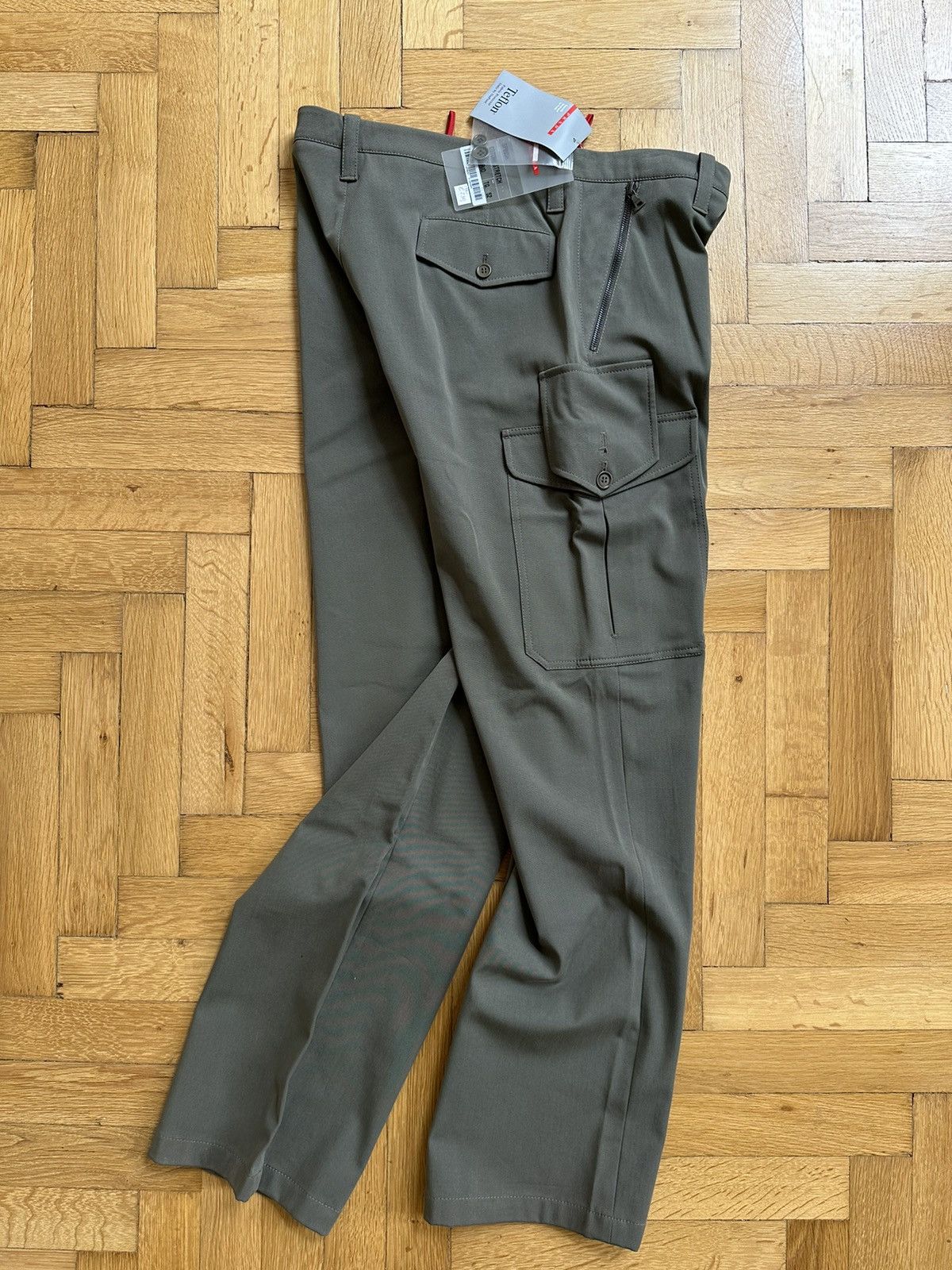 パンツ 00s Prada Sport archive nylon cargopants Prada Sport Astro Aviator Nylon Bondage Strap Cargo Pants