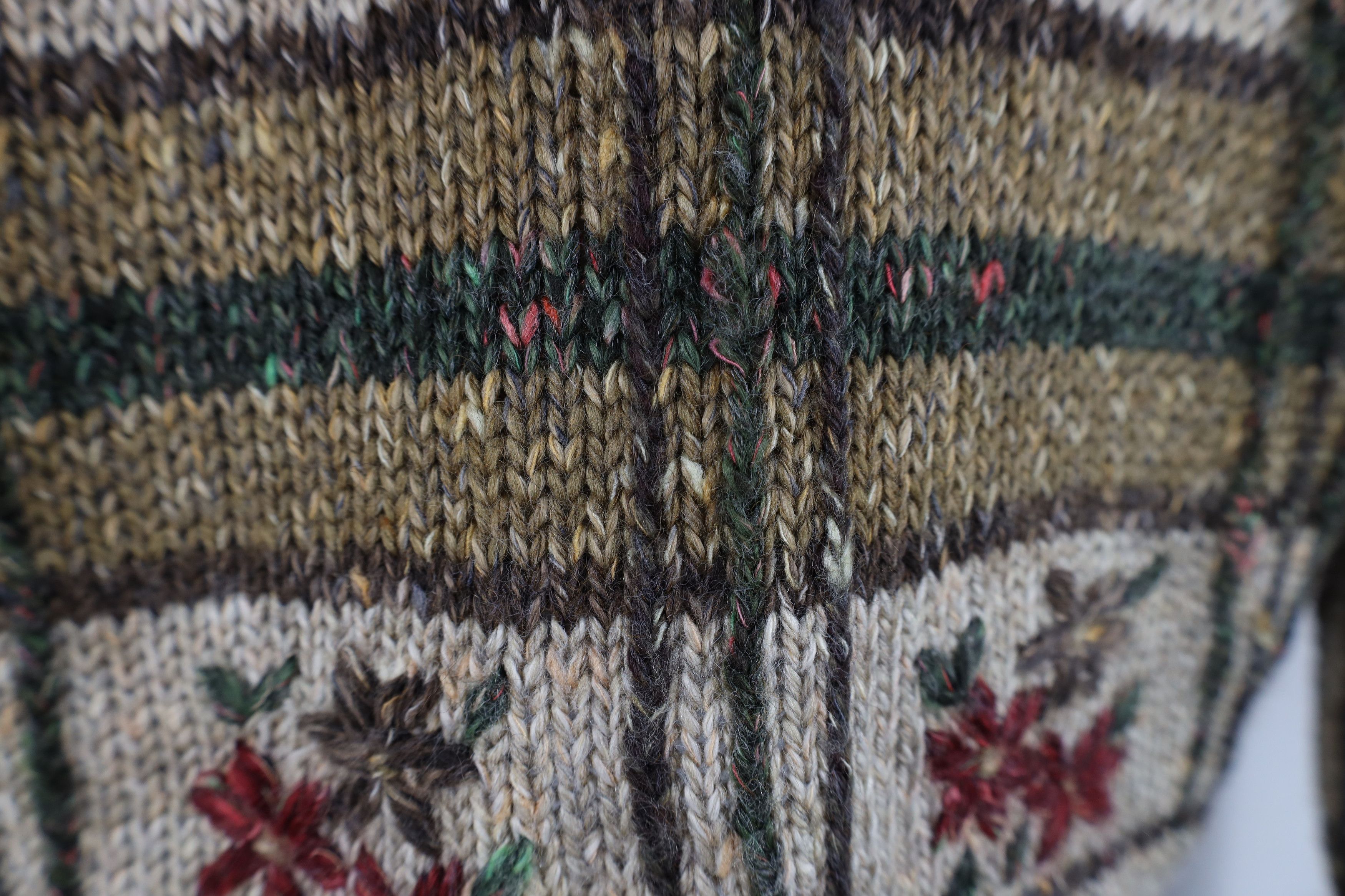 Vintage Vintage 90s Streetwear Embroidered Wool Blend Knit Sweater Size L / US 10 / IT 46 - 4 Thumbnail