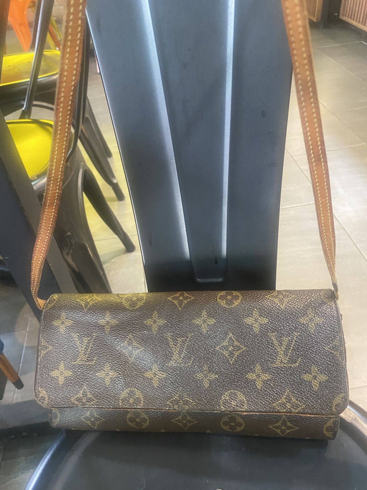Louis Vuitton Authentic Monogram Vintage Louis Vuitton Pochette Twin GM Size ONE SIZE - 14 Thumbnail