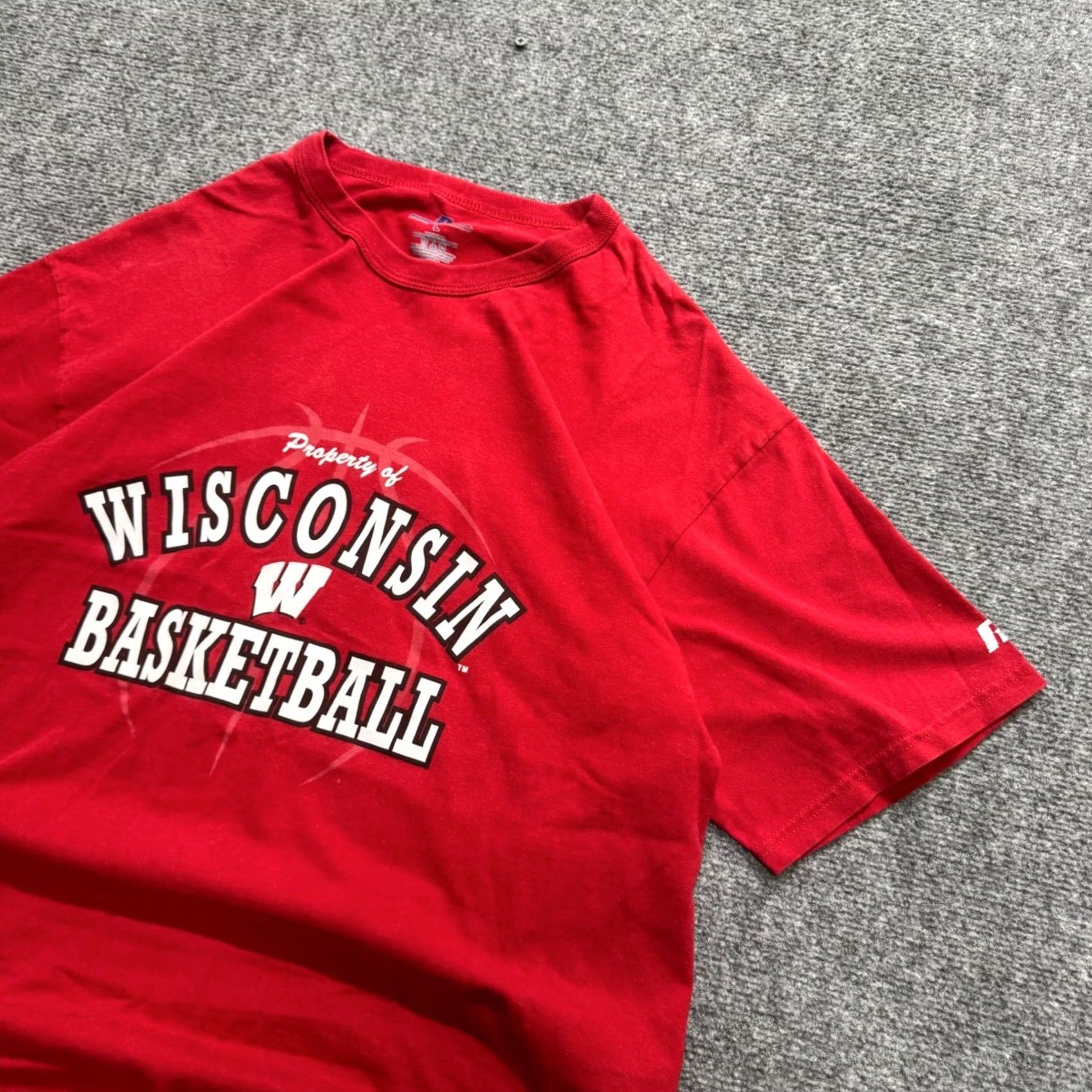 Russell Athletic VTG Wisconsin Basketball T-shirt Mens L Russell Athletic Red Y2K University Size US L / EU 52-54 / 3 - 2 Thumbnail