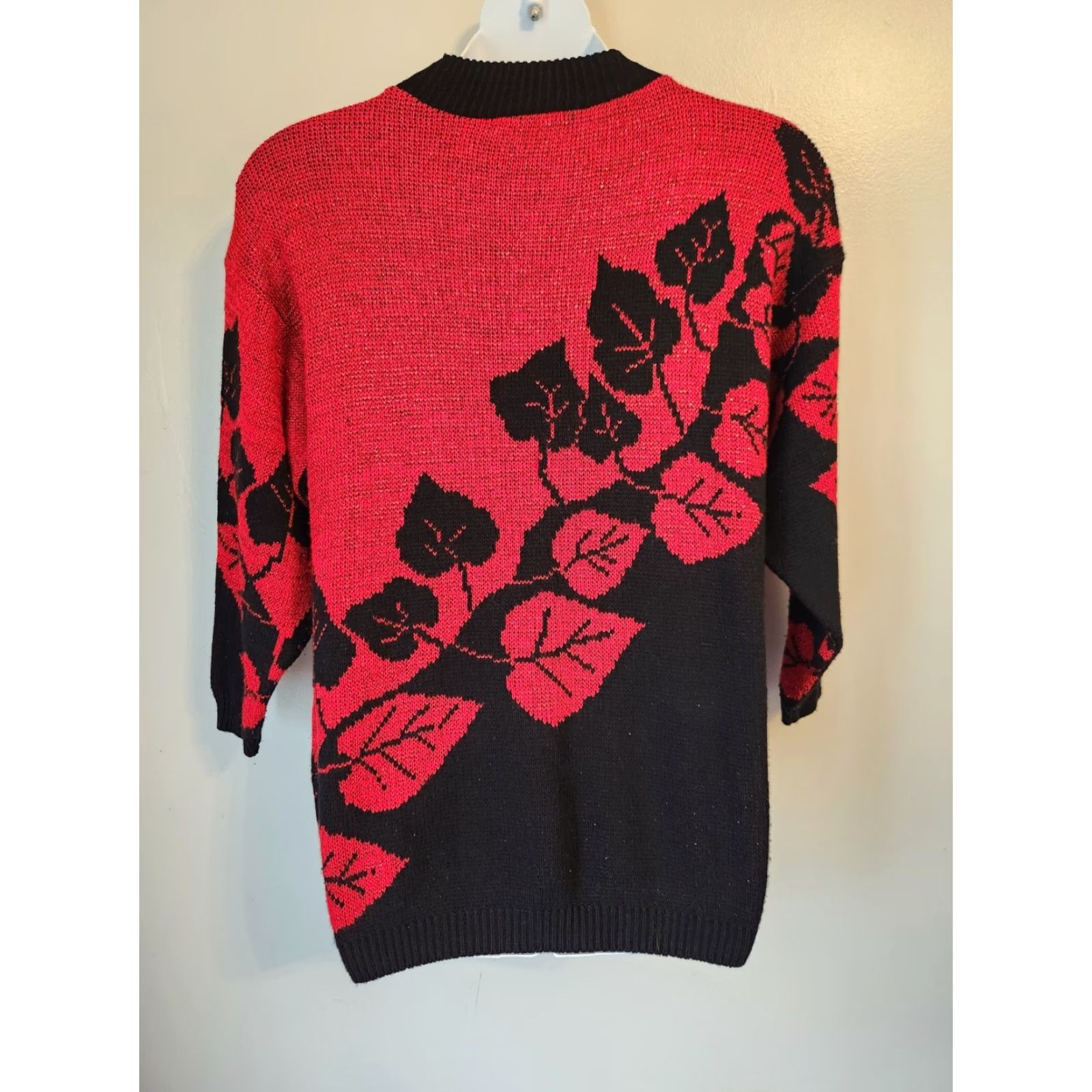 Vintage VINTAGE Arielle Gothic Sweater Shirt XL Black Red Leaf Print 1980s 80s US Mens Womens Boys Girls? Size XL / US 12-14 / IT 48-50 - 4 Thumbnail