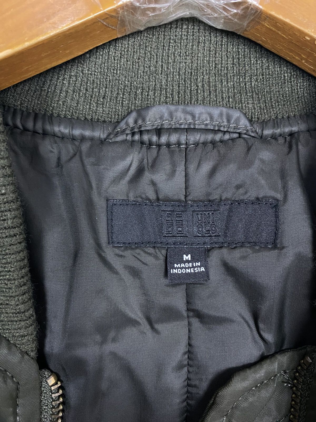 Uniqlo Rare‼️ Uniqlo Bomber Jacket Size S / US 4 / IT 40 - 5 Thumbnail