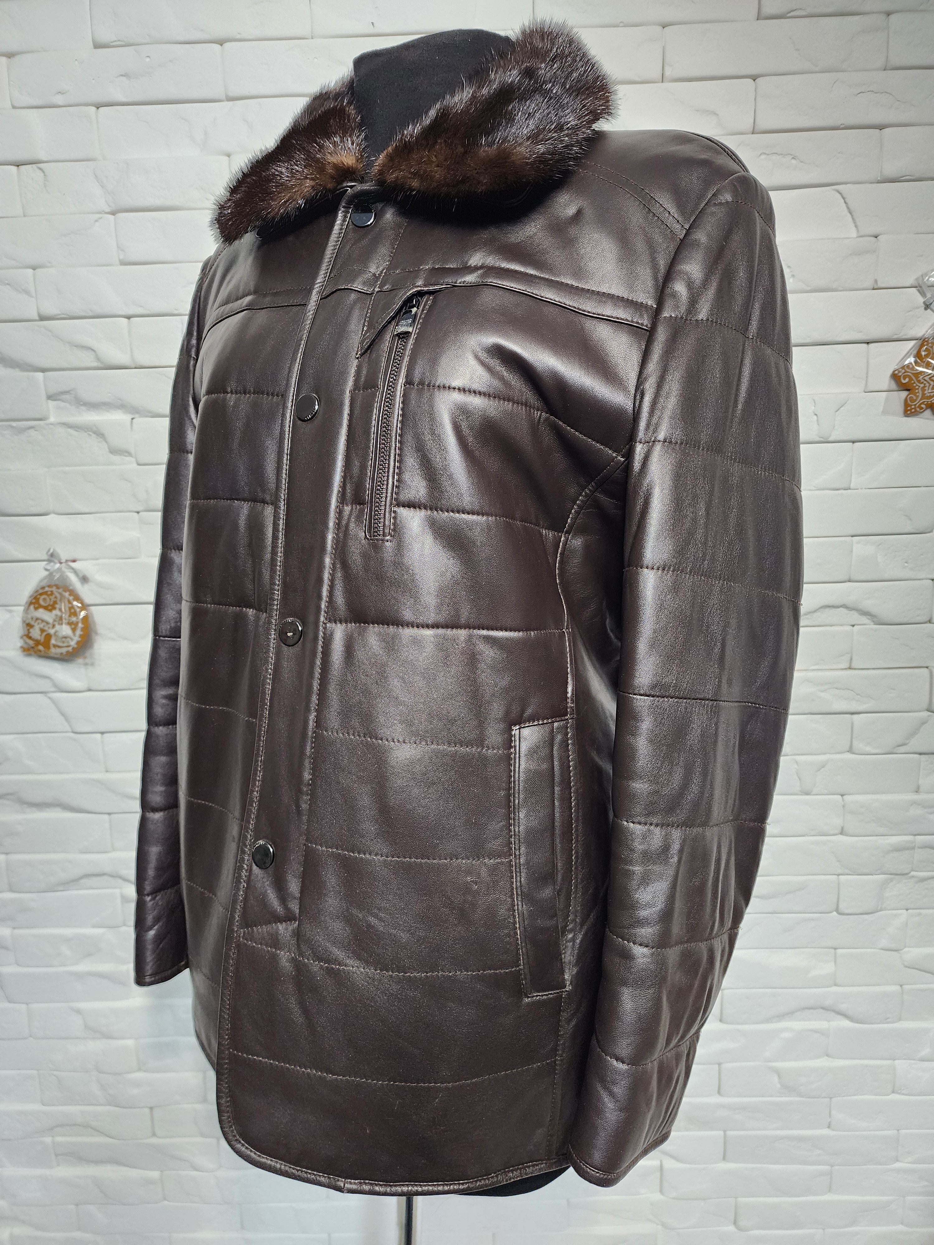 Uniqlo Men's Brown Sheepskin Coat: Genuine Fur, Plastic Zipper Size US L / EU 52-54 / 3 - 2 Thumbnail