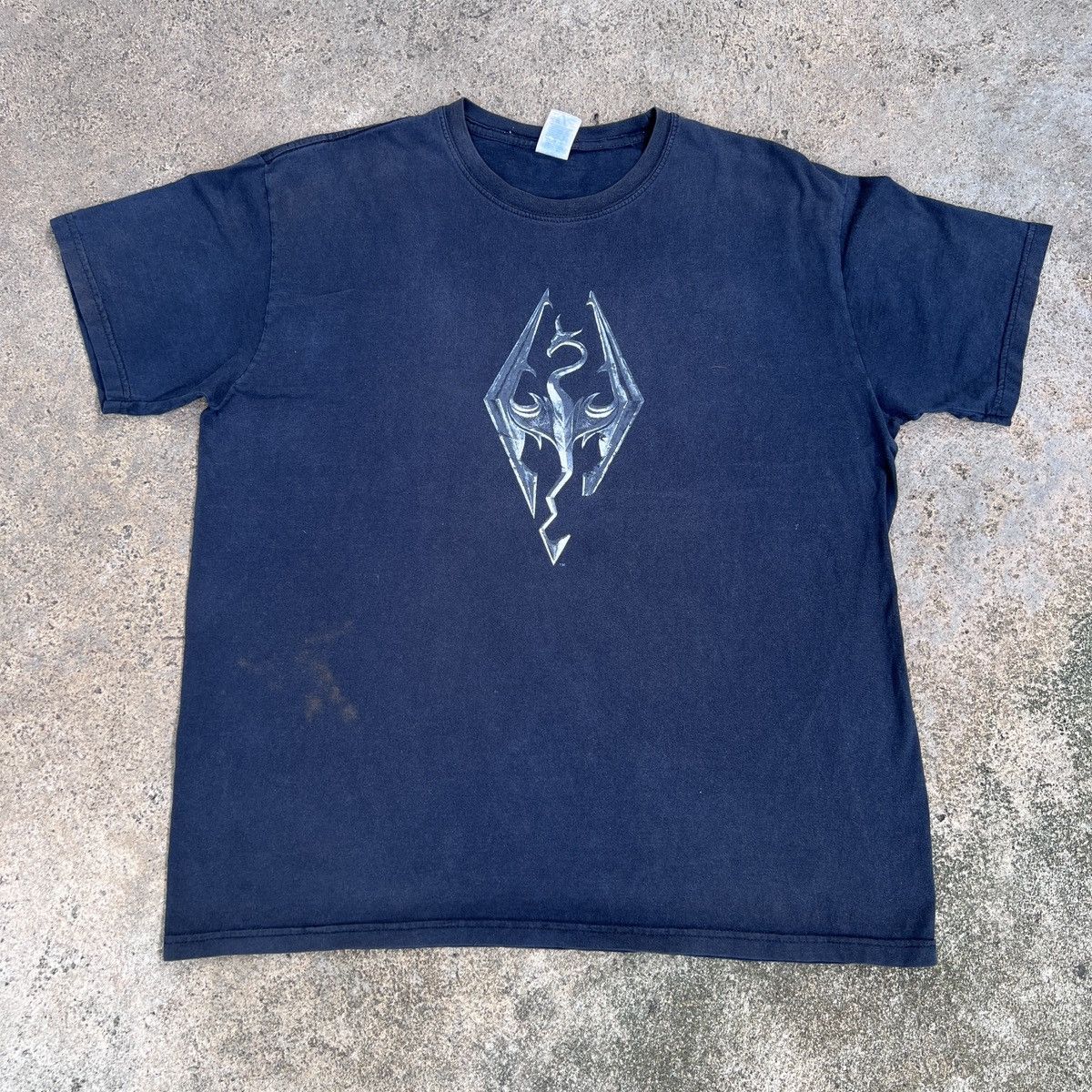 Vintage Y2K Skyrim Promo Tee Faded Bethesda PlayStation Xbox