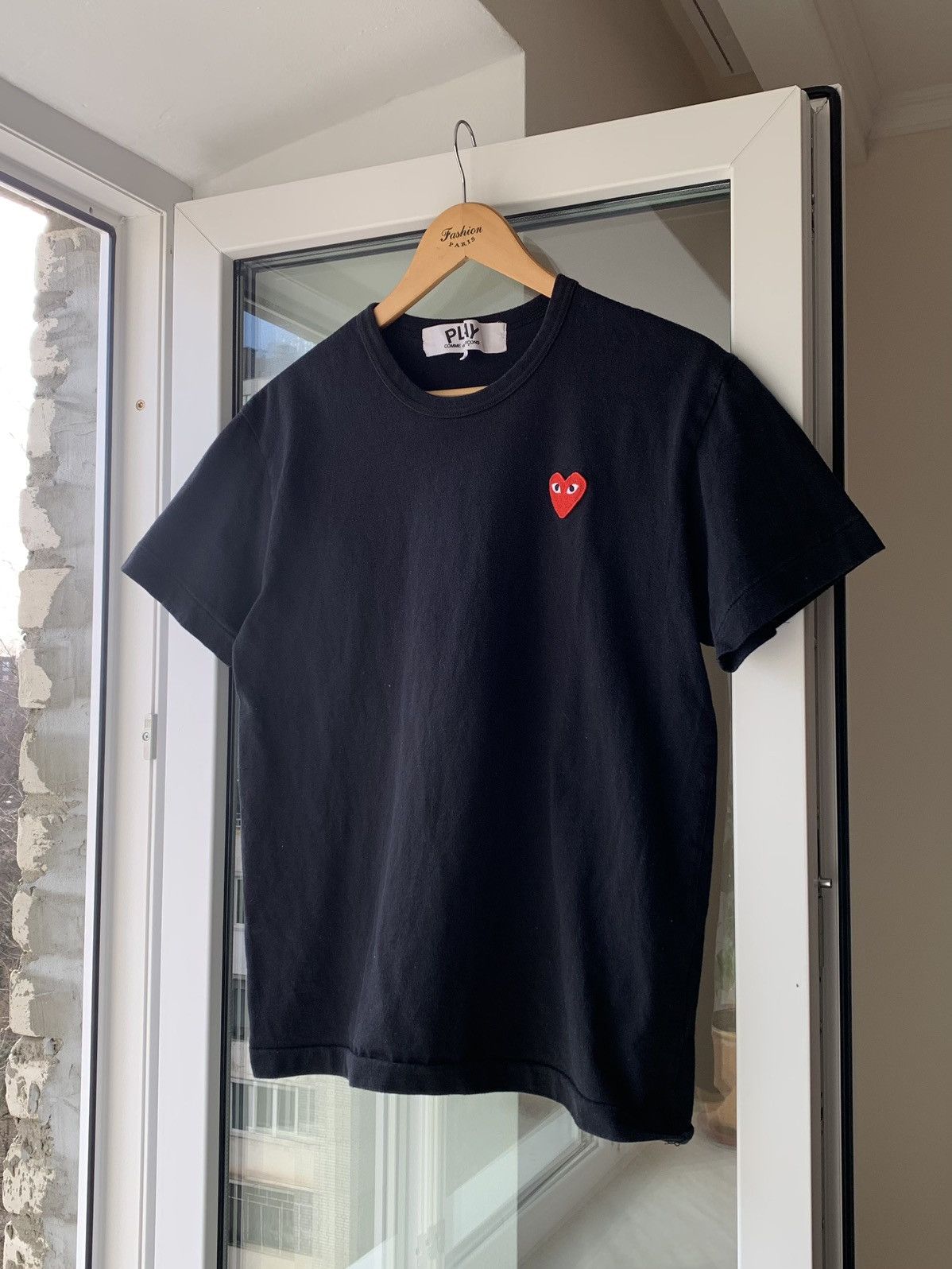 Comme des Garcons × Comme des Garcons PLAY × Japanese Brand 🔥PLAY COMME DES GARÇONS T-SHIRT Size US M / EU 48-50 / 2 - 4 Thumbnail