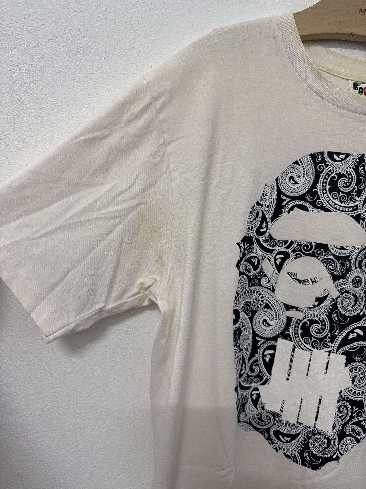 Bape × Undefeated Bape x Undefeated Big Head Bandana Tee Size US L / EU 52-54 / 3 - 4 Thumbnail