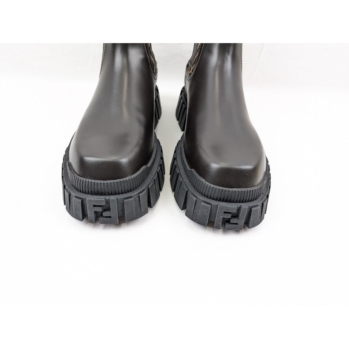 Fendi o1rshd1 Men's Fabric Calf Leather Boots in Black/Dark Brown Size US 11 / EU 44 - 16 Thumbnail