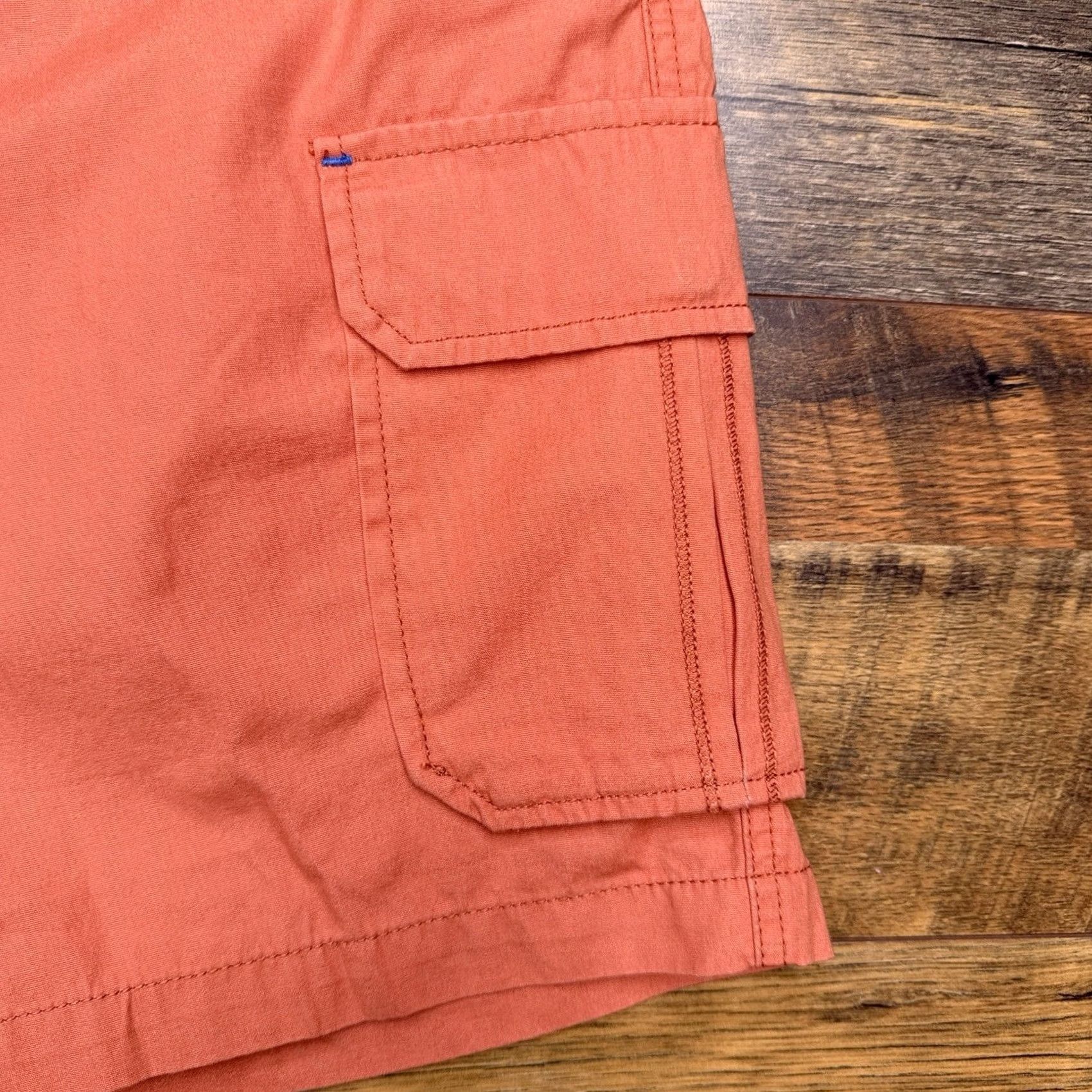 Tommy Bahama Tommy Bahama Cargo Shorts Mens XL Orange Canvas Drawstring Pockets Relaxed 8in Inseam Tropicana Logo New Size US 36 / EU 52 - 3 Thumbnail