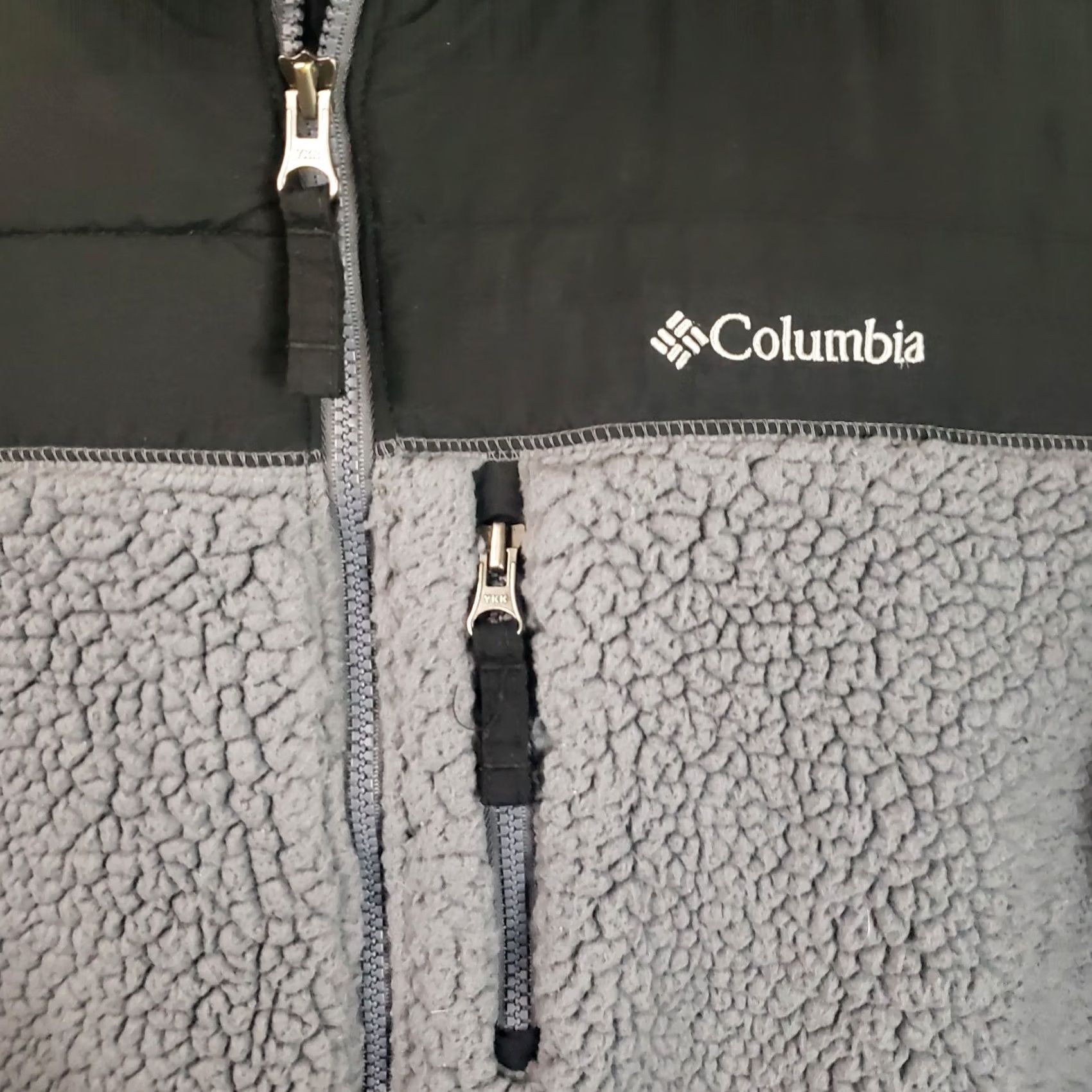 Vintage VINTAGE Columbia Fuzzy Fleece Gray Black Full Zip Hooded Jacket Mens Size Medium Nice! Size US M / EU 48-50 / 2 - 4 Thumbnail