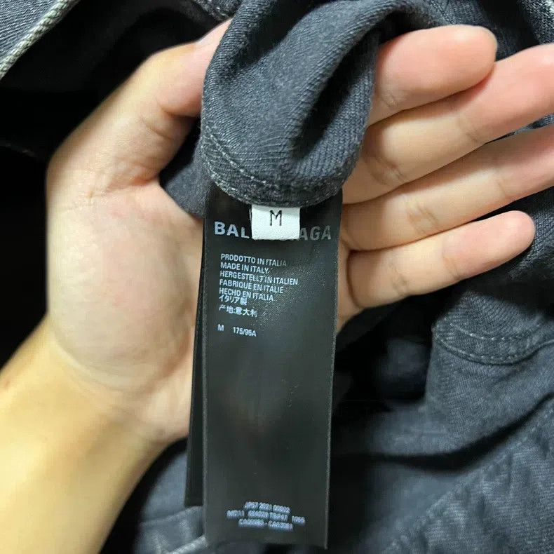 Balenciaga Balenciaga Black Embroidered Destroyed Denim Jacket Size US M / EU 48-50 / 2 - 4 Thumbnail