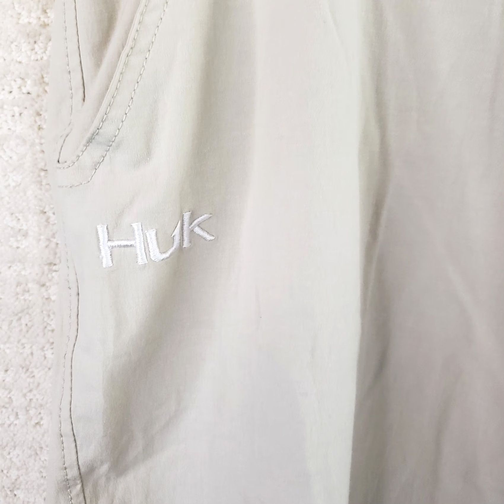 Vintage Huk Men’s XL Beige Next Level Performance Fishing Cargo Shorts Adjustable Waist Shirt? Size US 36 / EU 52 - 3 Thumbnail