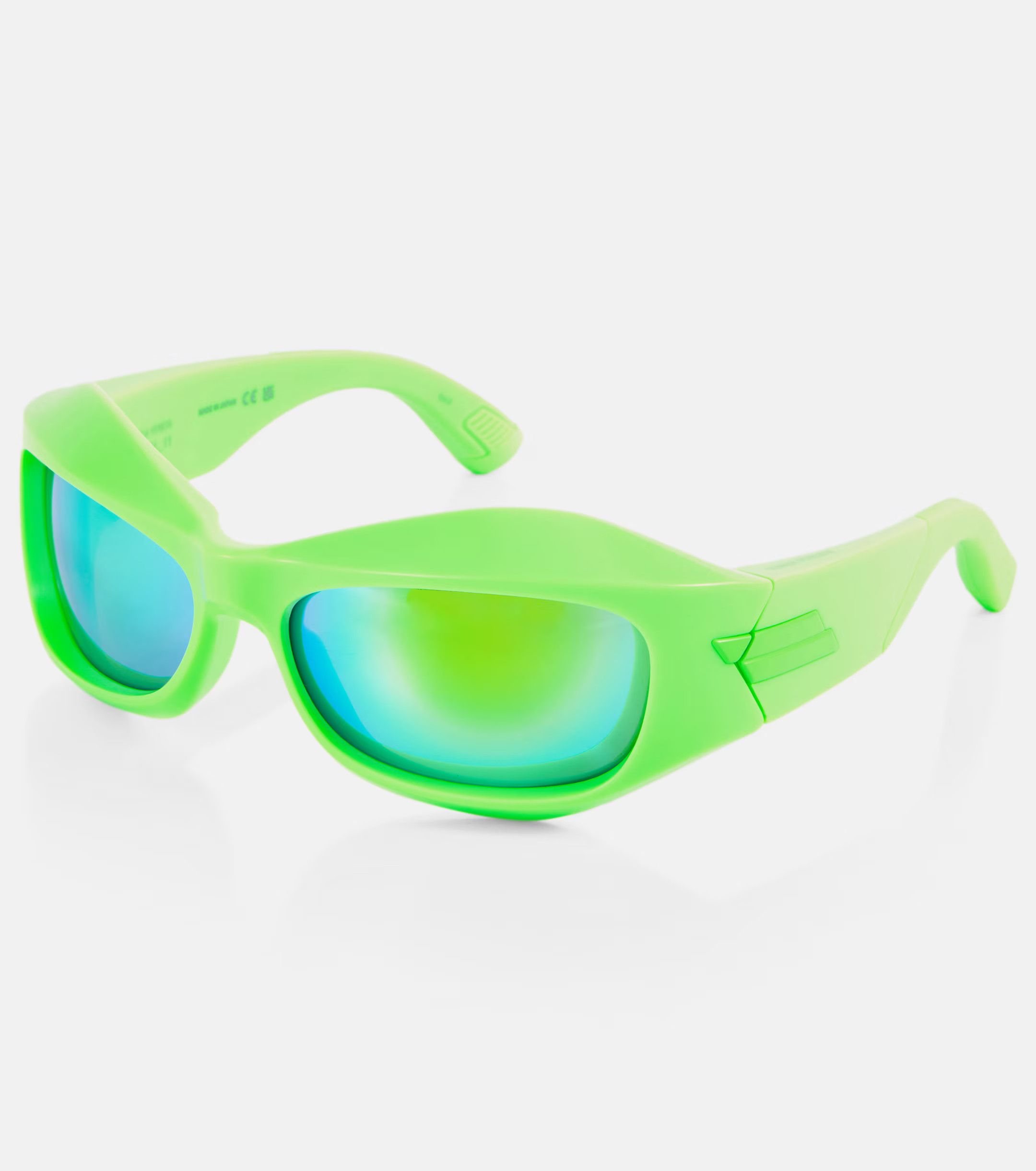 Bottega Veneta o1n1vont0924 Size: OS / Bend Sunglasses in Green Size ONE SIZE - 5 Thumbnail