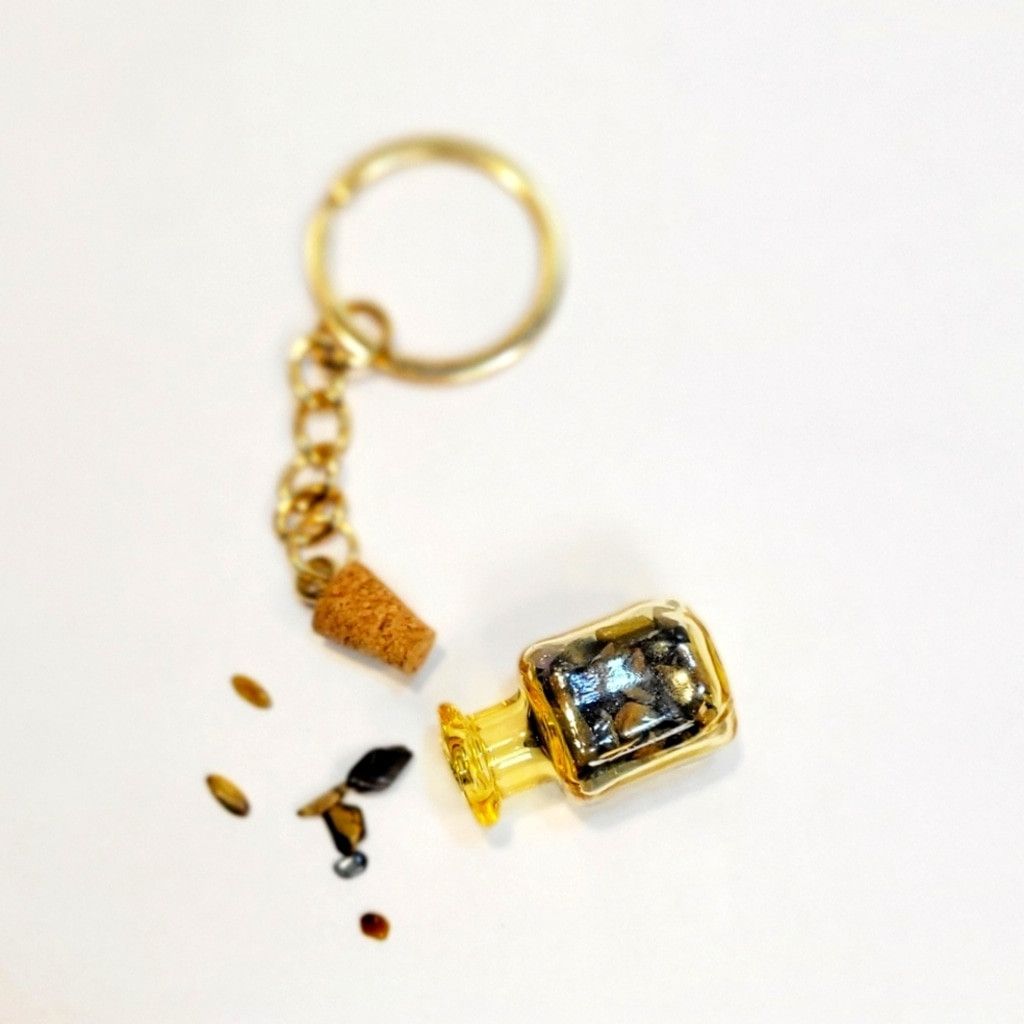 Handmade Hand crafted Tigers eye mini bottle pendant keychain Size ONE SIZE - 1 Thumbnail