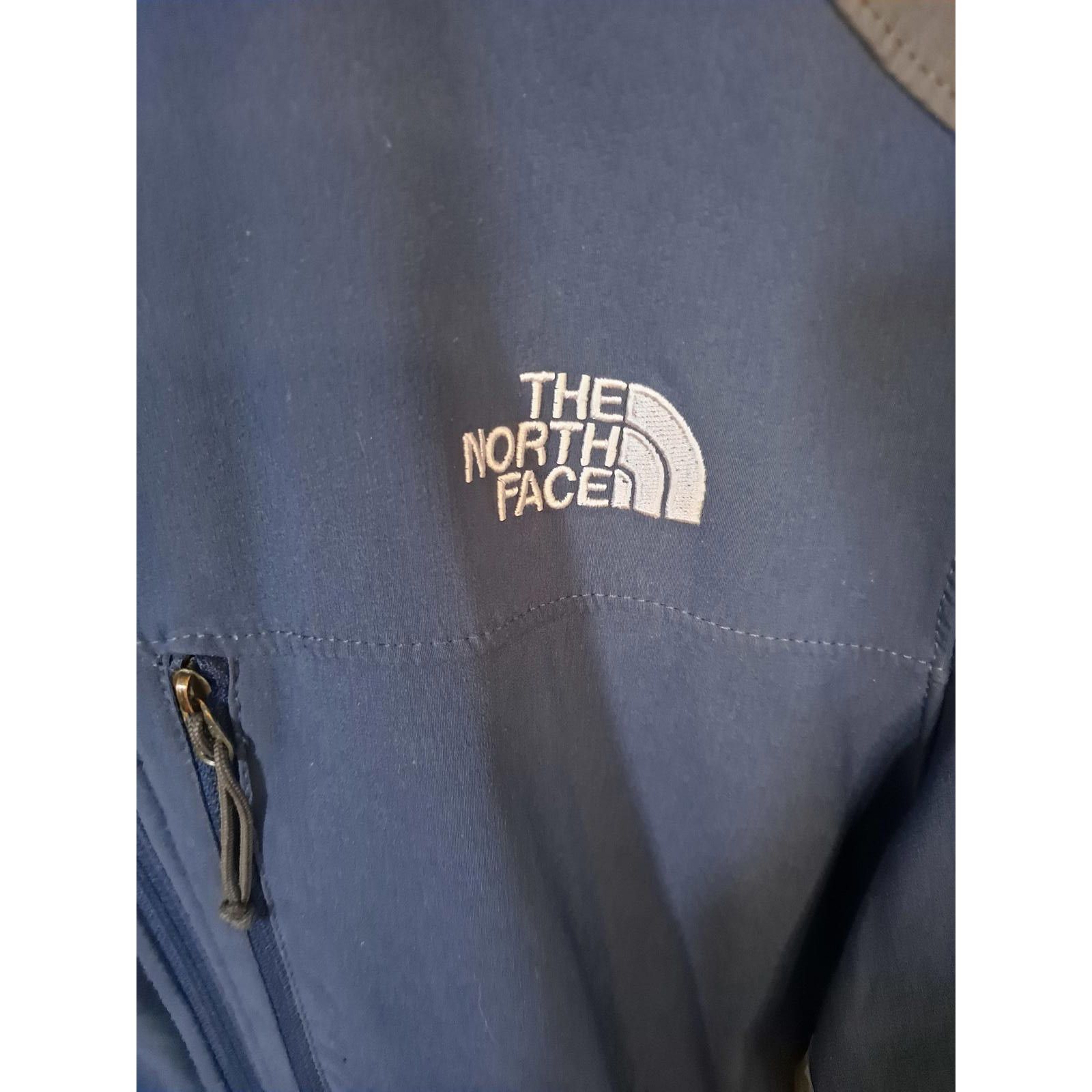 The North Face The North Face Blue and Gray Full Zip Jacket Size Large Size US L / EU 52-54 / 3 - 2 Thumbnail