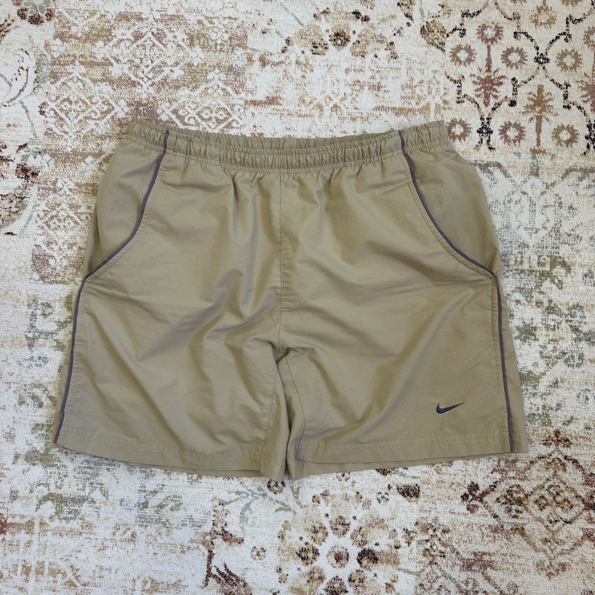Nike × Vintage Vintage Nike Shorts Baggy Swim Wear Y2K 90s USA Size US 34 / EU 50 - 1 Thumbnail