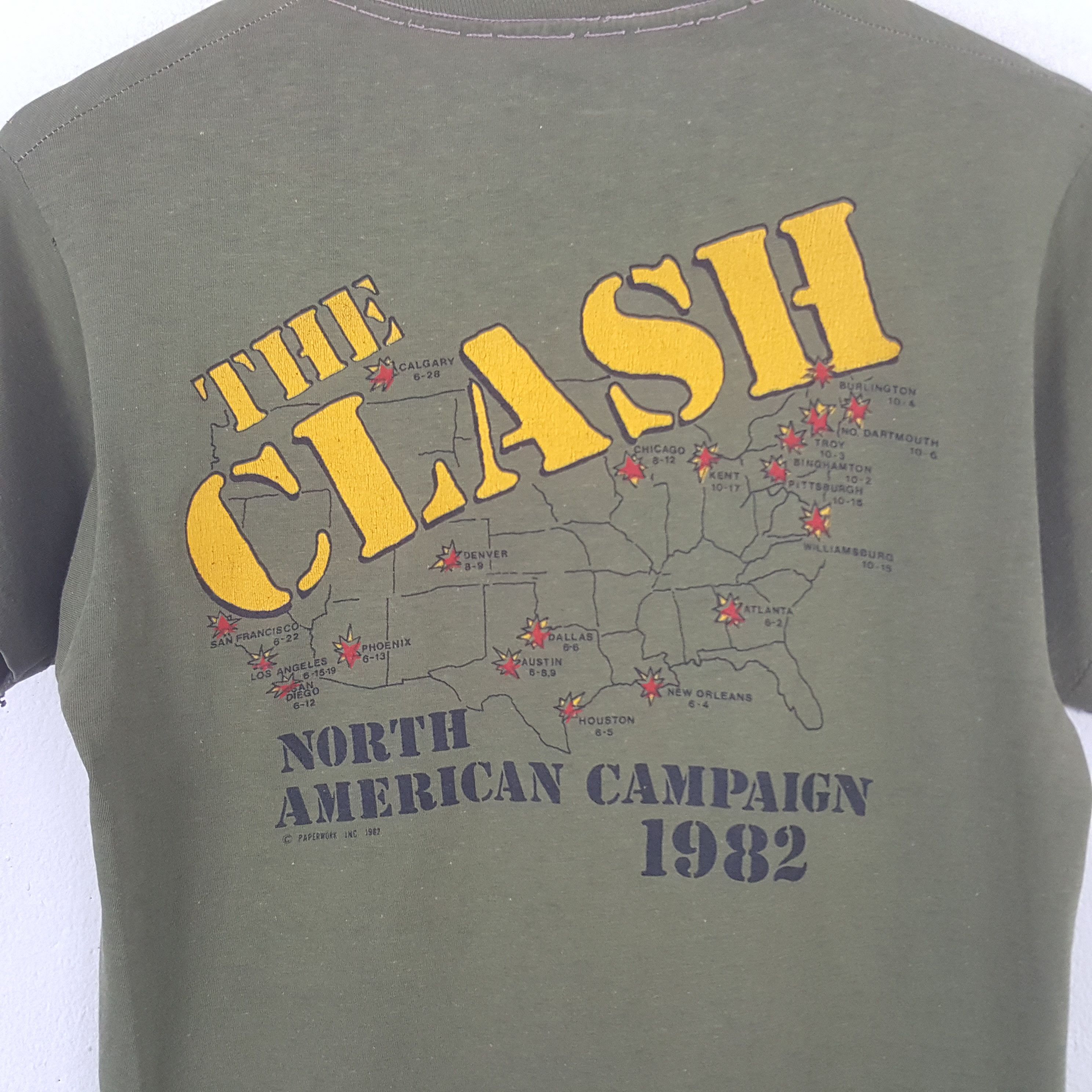 Band Tees Vintage The Clash 80's English Rock Band Tshirt 32 Size US S / EU 44-46 / 1 - 2 Thumbnail